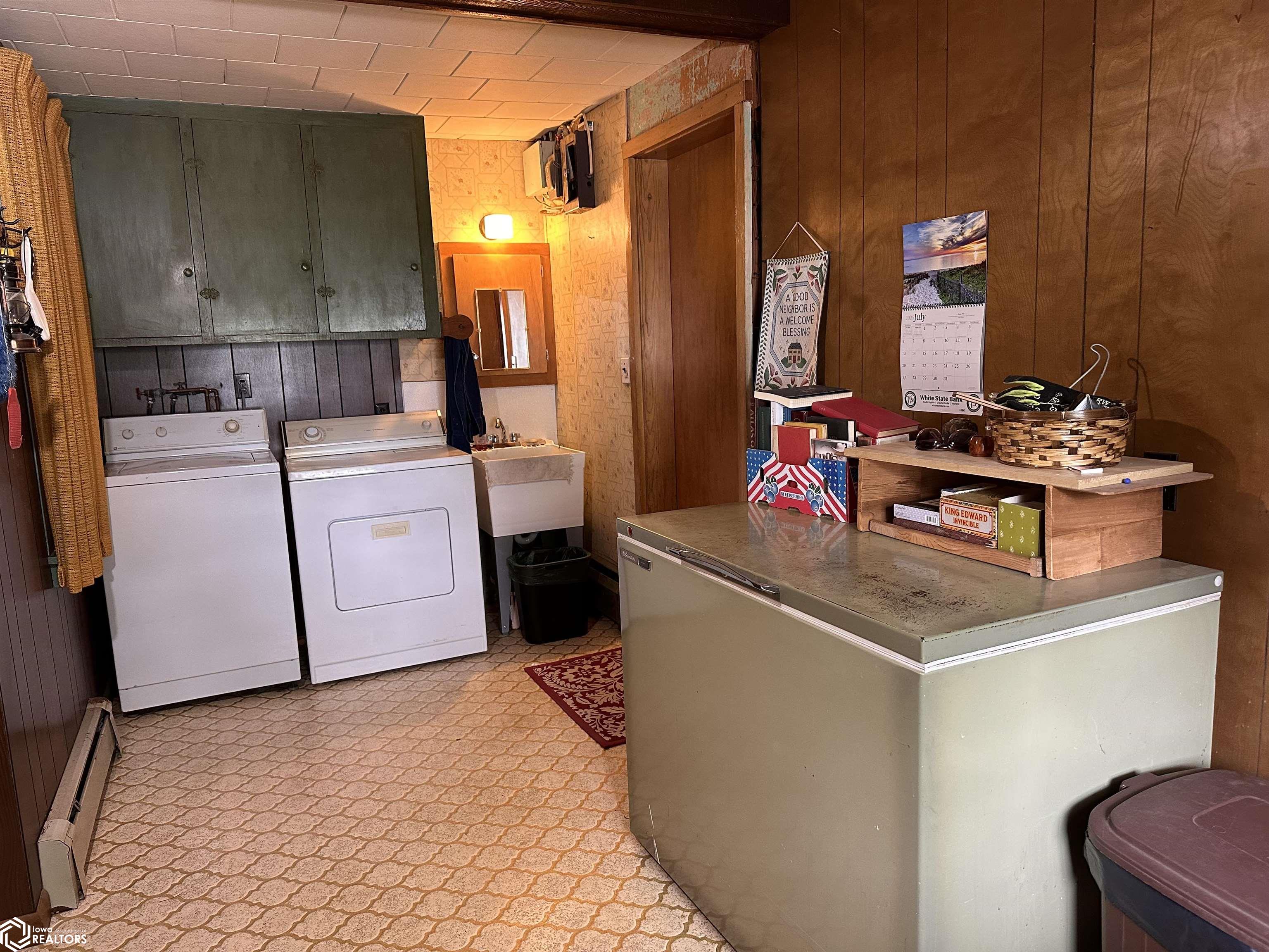 213 S Main Street, Crawfordsville, Iowa image 30