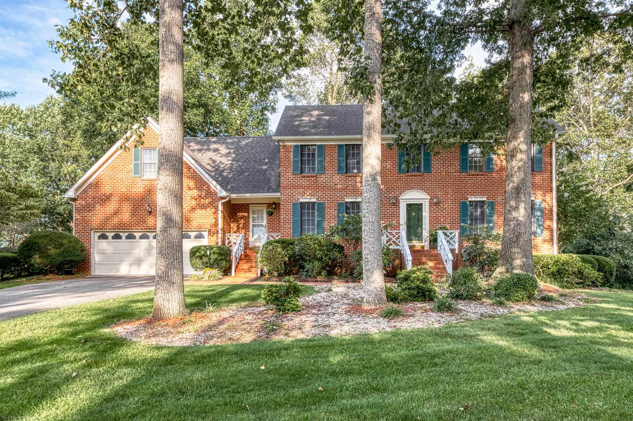 Montgomery County Homes For Sale 300,000 to 500,000
