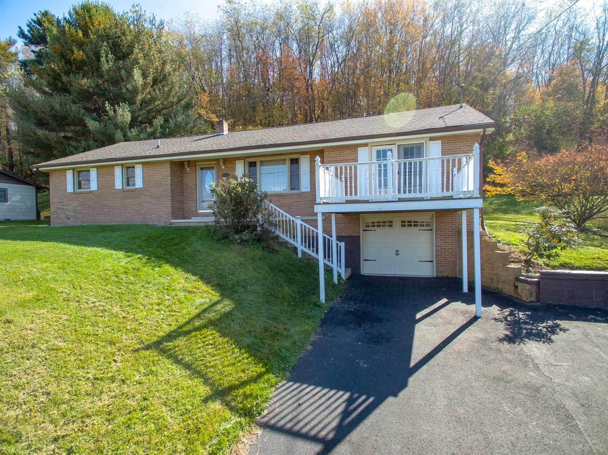 Max Meadows, Virginia 438 Whispering Pines Road, Max Meadows, VA