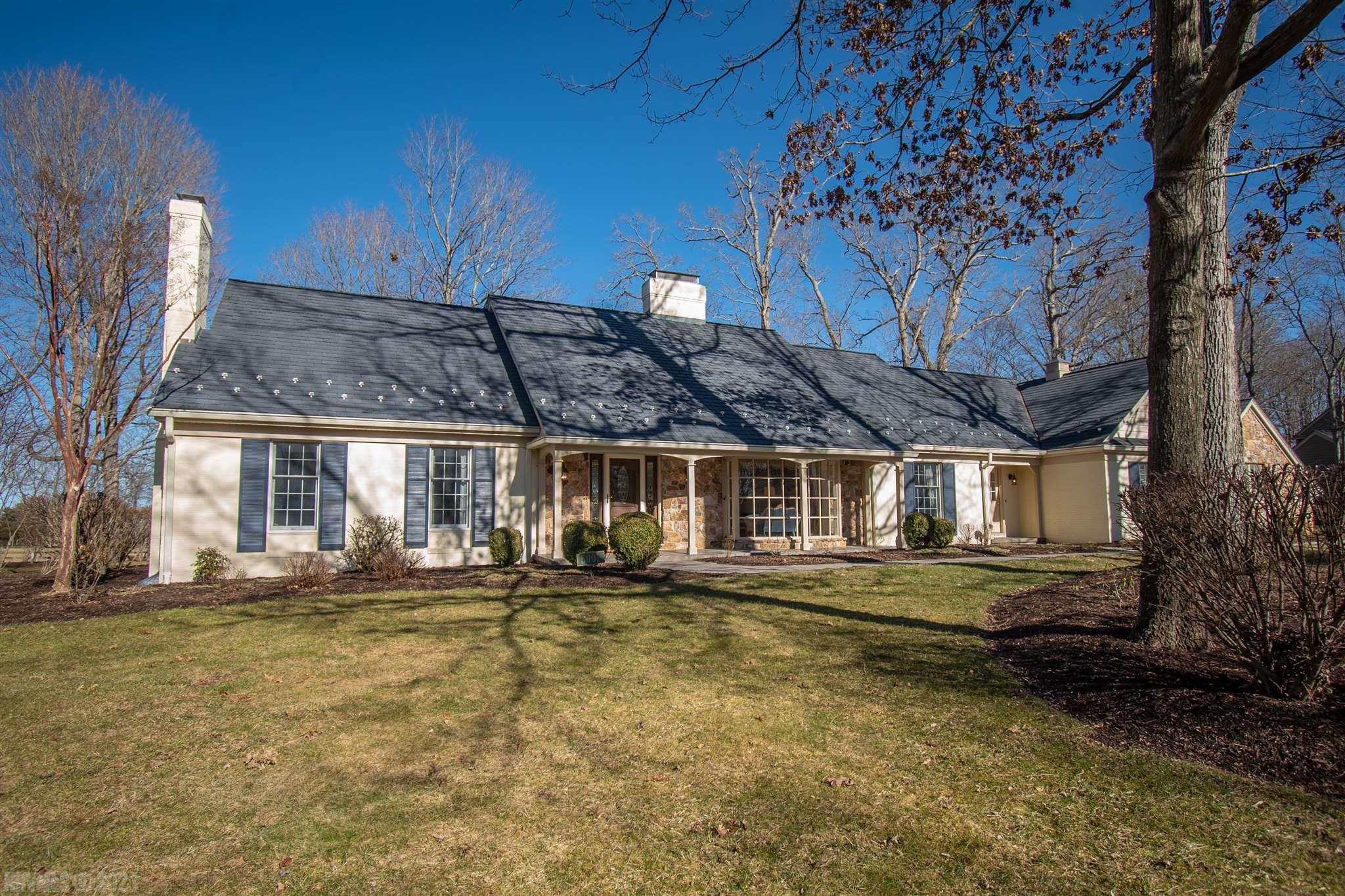 5001 TALL OAKS DRIVE, BLACKSBURG, VA 24060