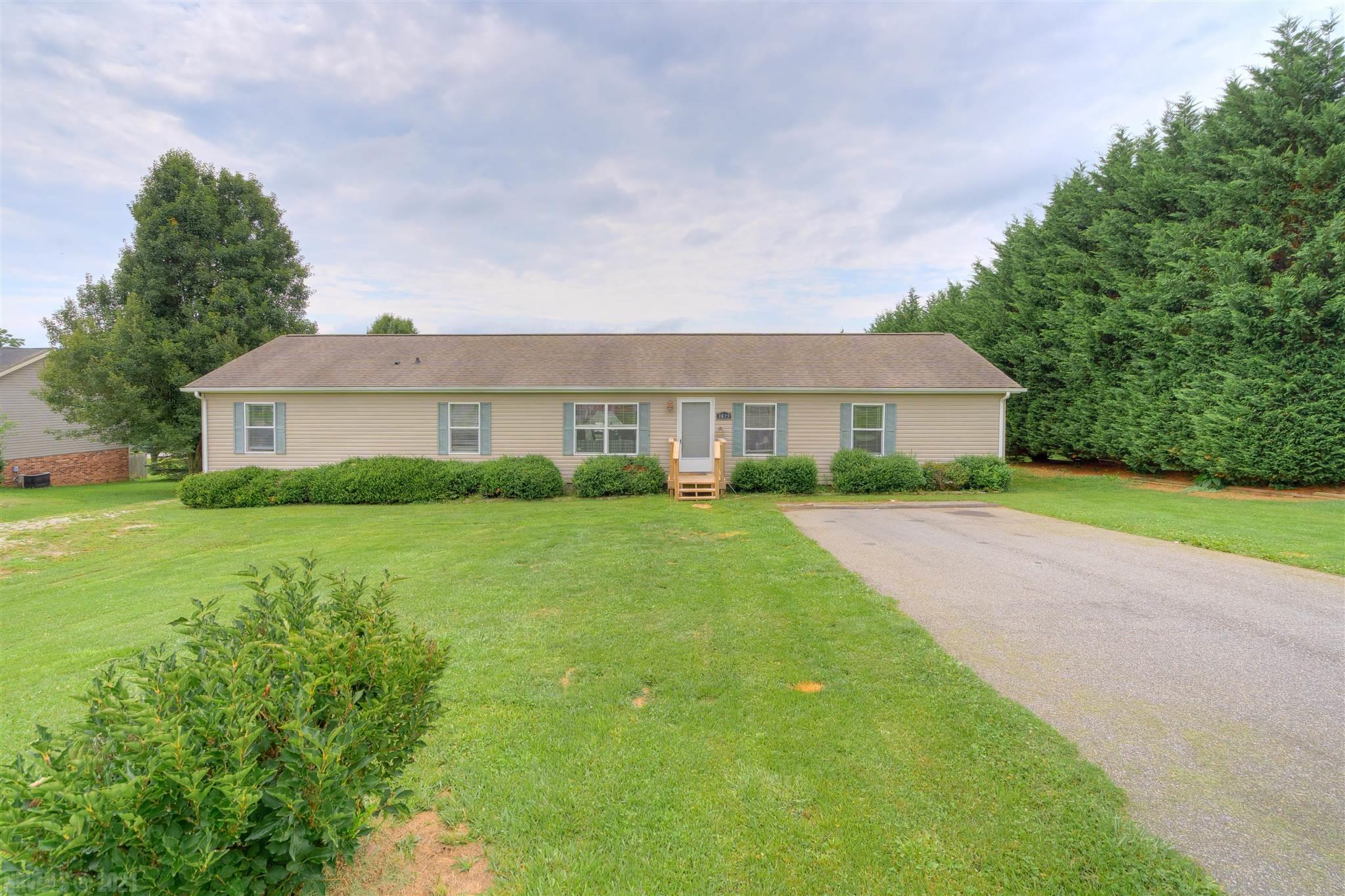 Pulaski, Virginia 3875 Bainbridge Drive, Pulaski, VA Residential For Sale