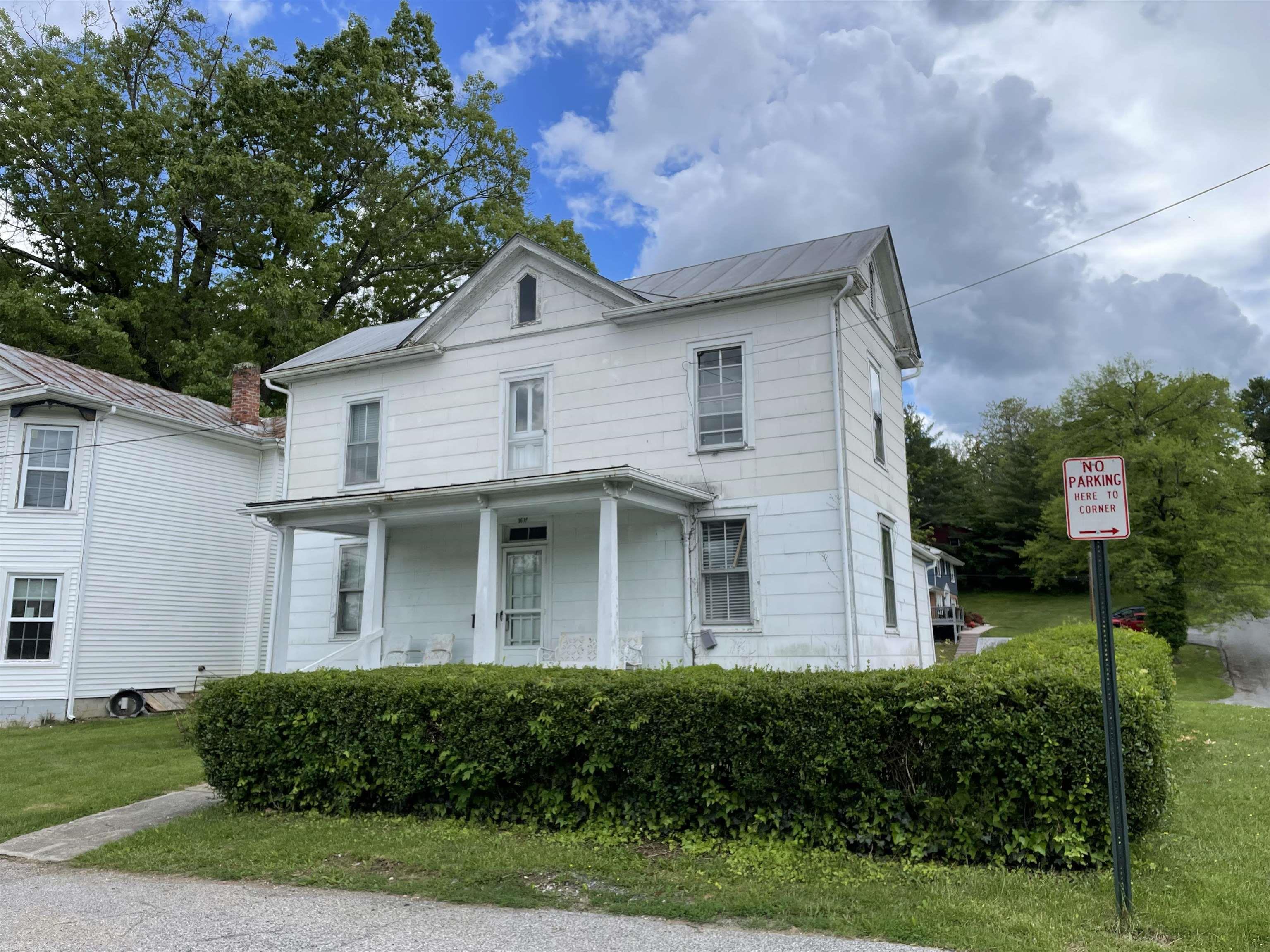 This house is on a corner lot and convenient to Radford University. It has a lot of character and charm but needs considerable repair and updating. This would make an excellent project for restoration and/or investment.