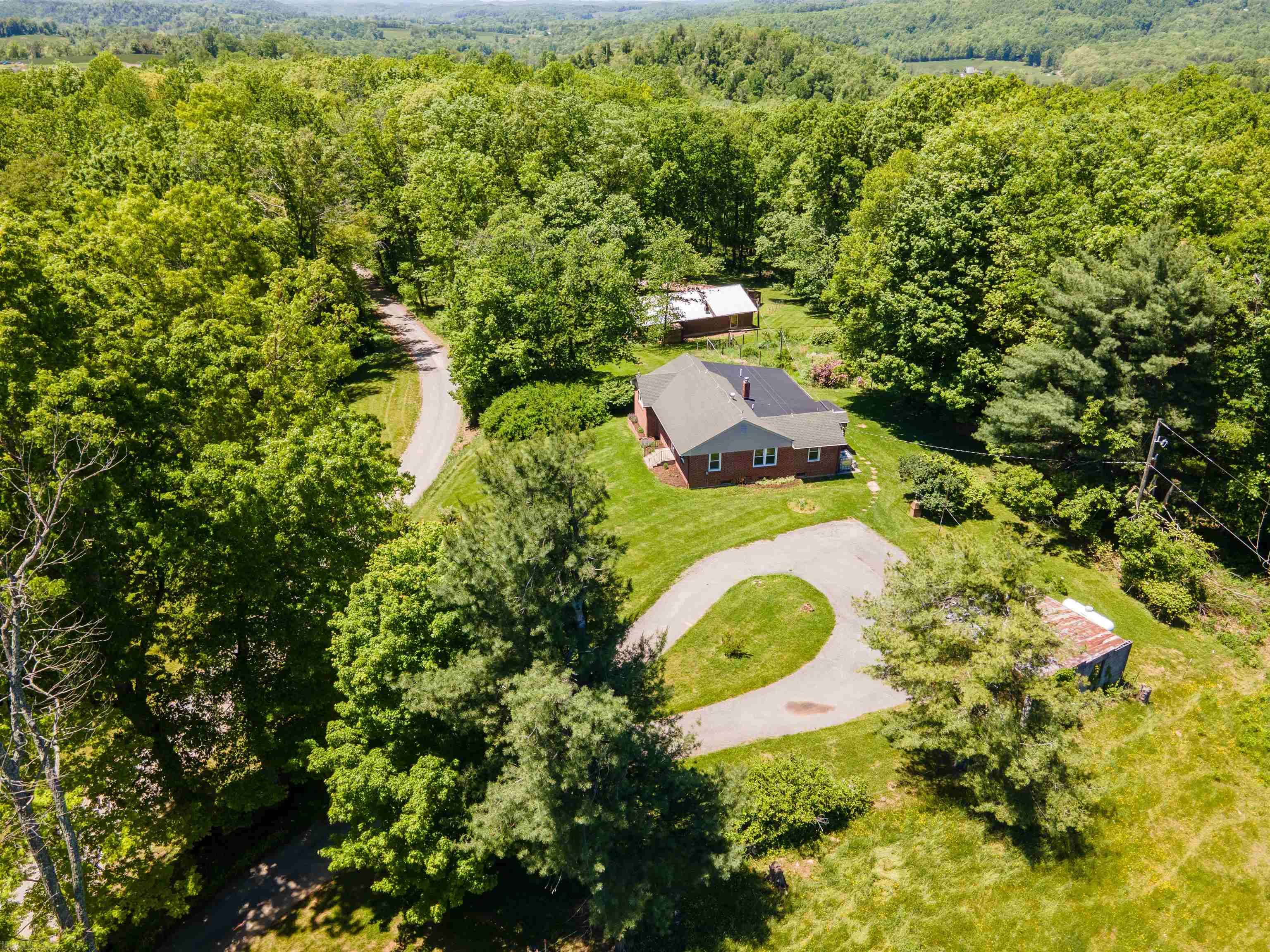 197 SE Silverleaf Lane, Floyd, VA 24091