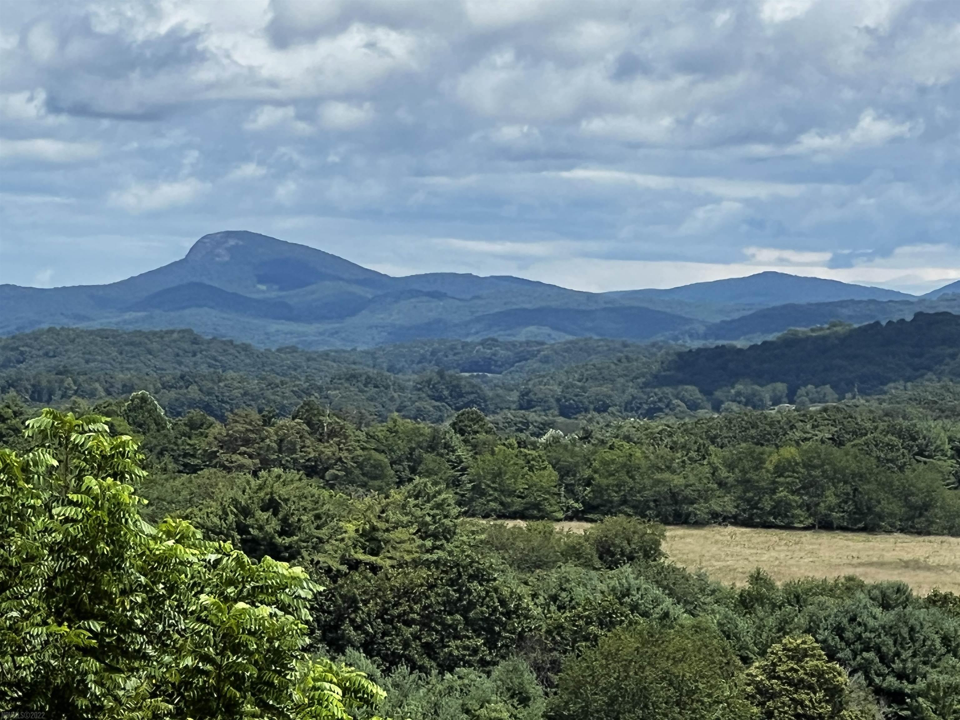 37 Lost Rd Road, Hillsville, VA 24343