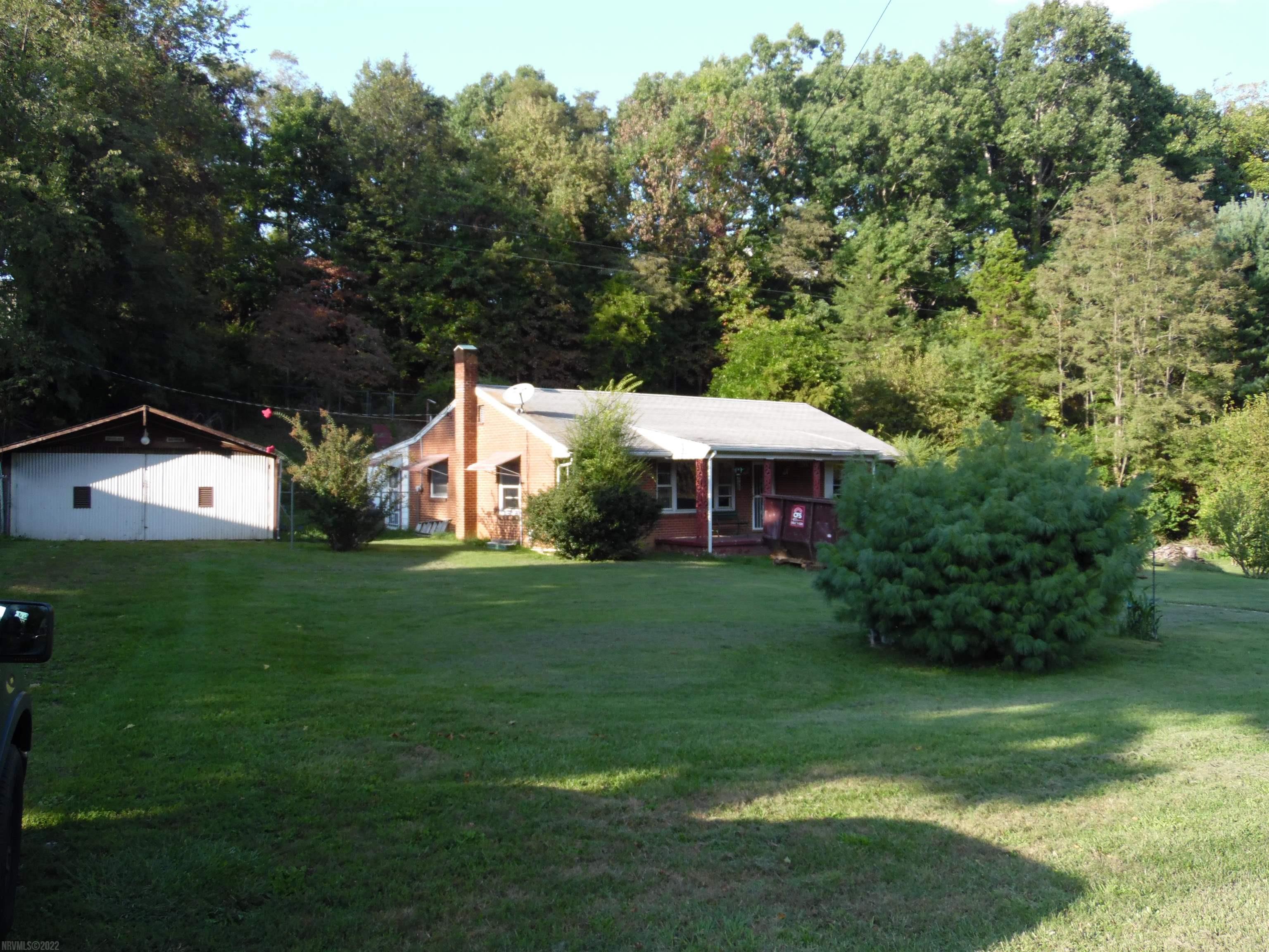This three bedroom one bath home on a level lot just outside of the Christiansburg town limits needs a new owner to work on it and bring it up to date. This home has a full basement for storage and a oversize three car garage. Fenced in back yard.
