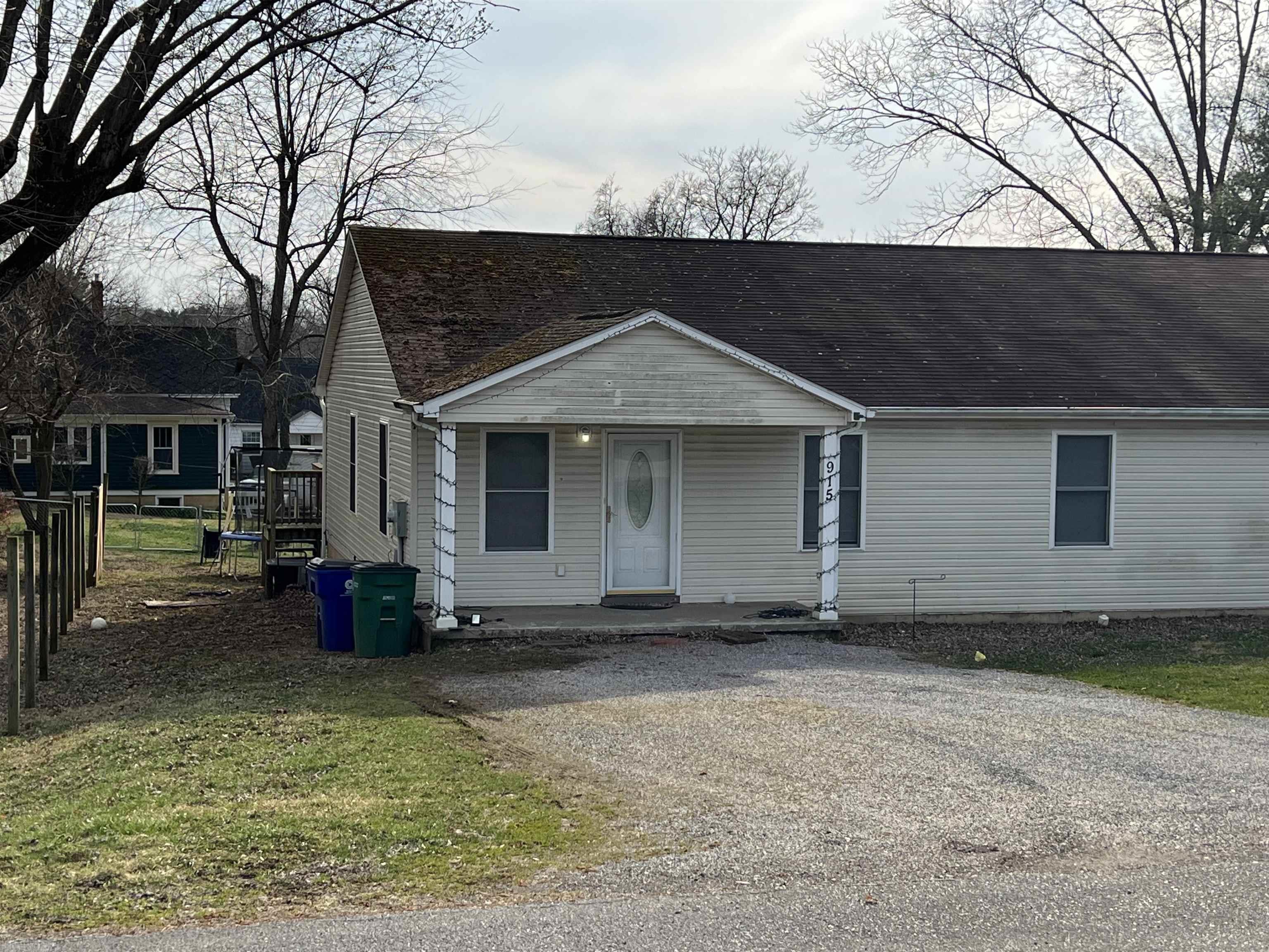 915 Forest Street, Christiansburg, VA 24073
