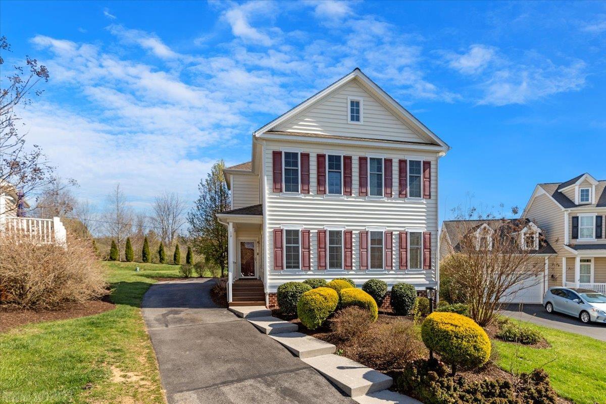 1203 BROOK Circle, Blacksburg, VA 24060