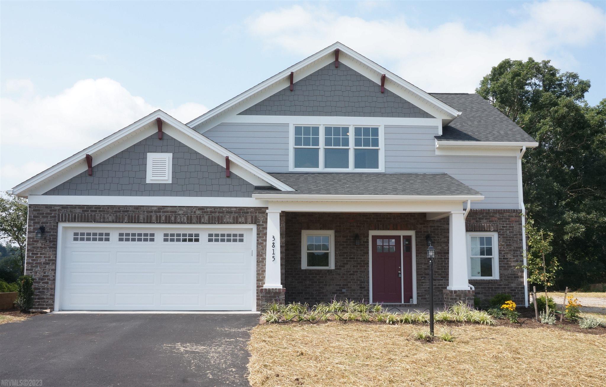 One level living and open floor plan has all the features you are looking for. High end finishes and thoughtful details throughout. Excellent flow and space arrangement - everything needed for daily living on the main level with two bedrooms, media room, and second full bath on the upper level.