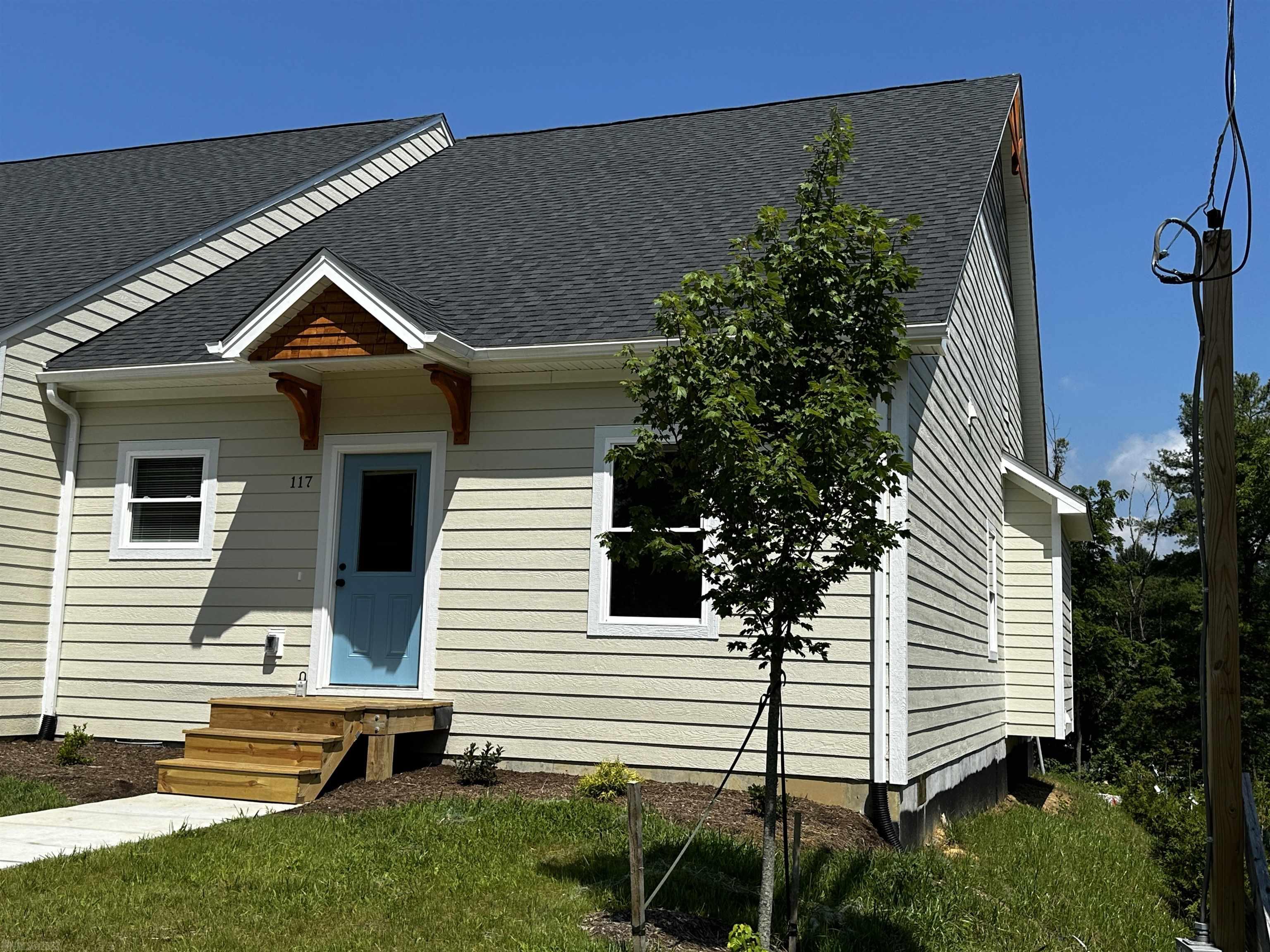 Sited on the corner of N. Main & Mt. Tabor Rd,  check out these 6 new contruction twinhomes.  Just minutes to downtown Blacksburg & VT. This one level twinhome has an open kitchen, living & dining rooms. The primary bedroom has a private bath with tiled, step in shower & double sink vanity. Gray kitchen cabinets, SS appliances, granite countertops & red oak hardwood flooring throughout. Exterior finish is LP Smart siding with factory finish. HOA fees cover exterior maintenance, common area mowing & landscaping, some insurance. On going construction, please use caution when touring.