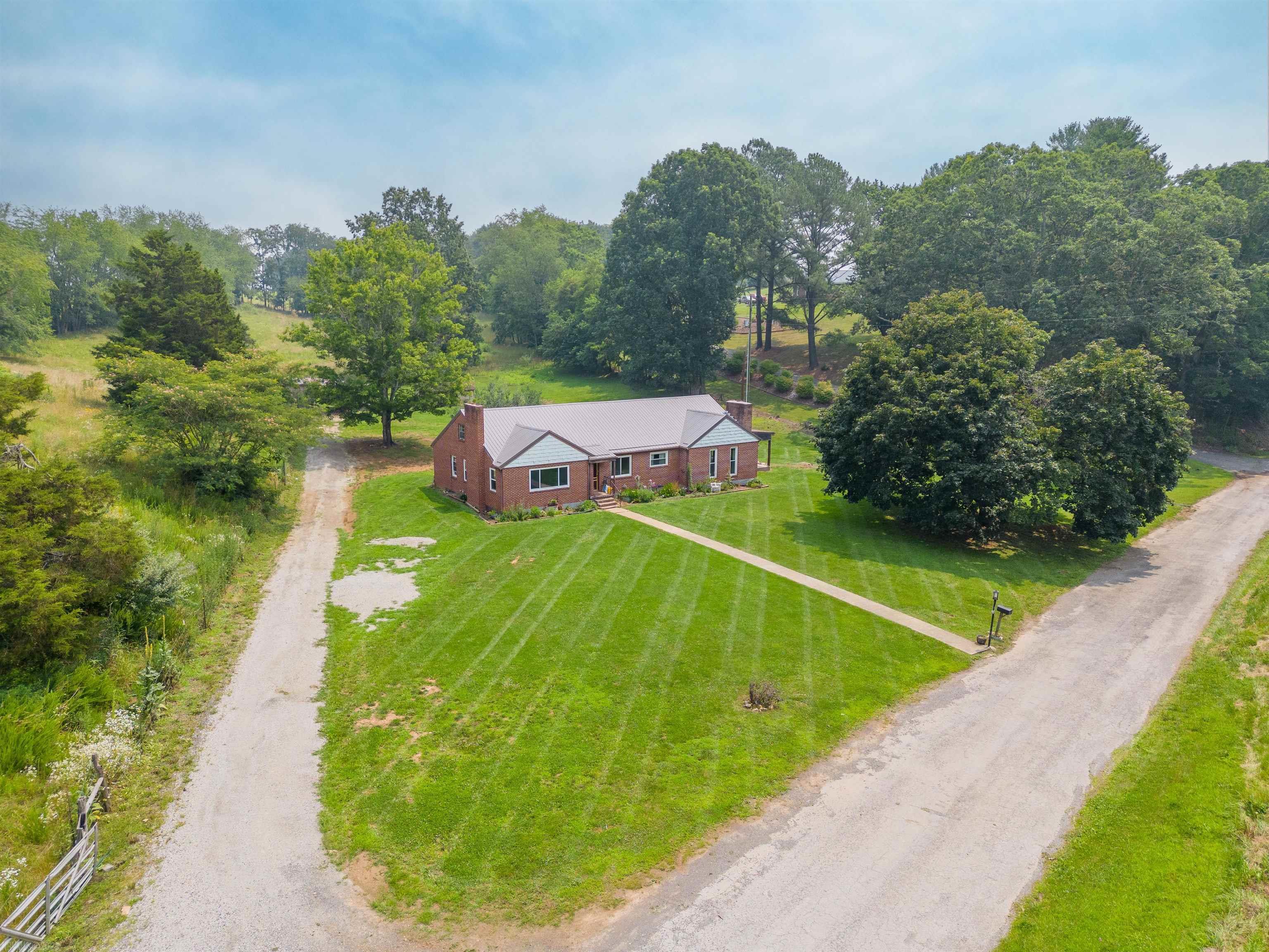 1596 Fort Chiswell Road, Max Meadows, VA 