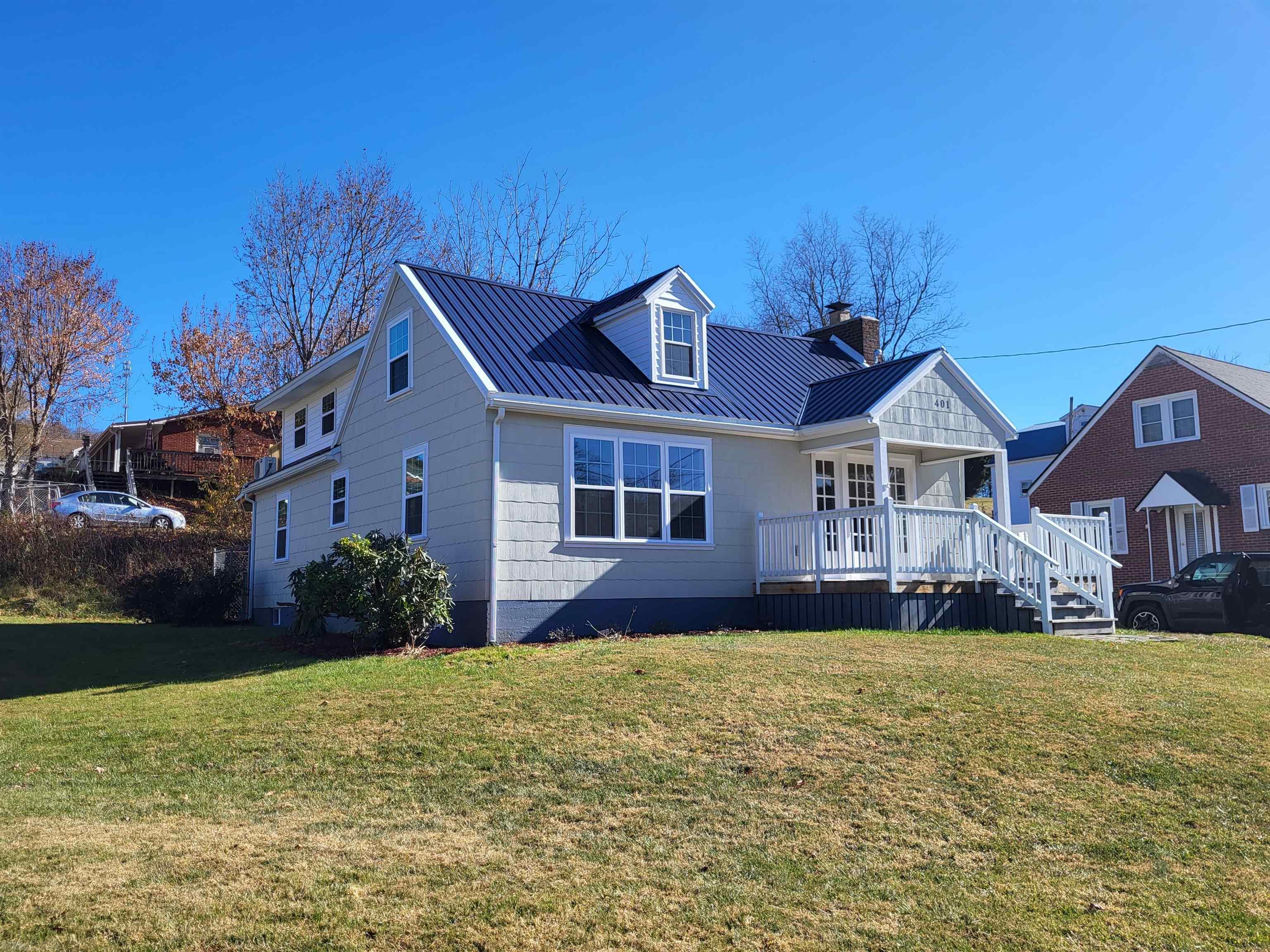 401 S Independence Avenue, Independence, VA 24348