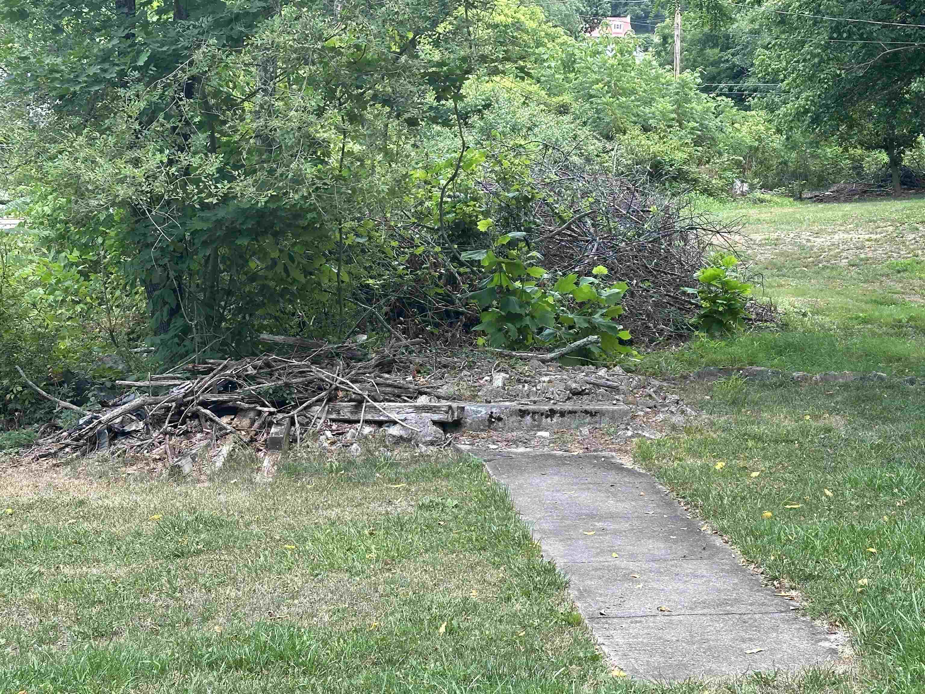 Vacant lot, Public water available, Dry branch is to the back of this property.