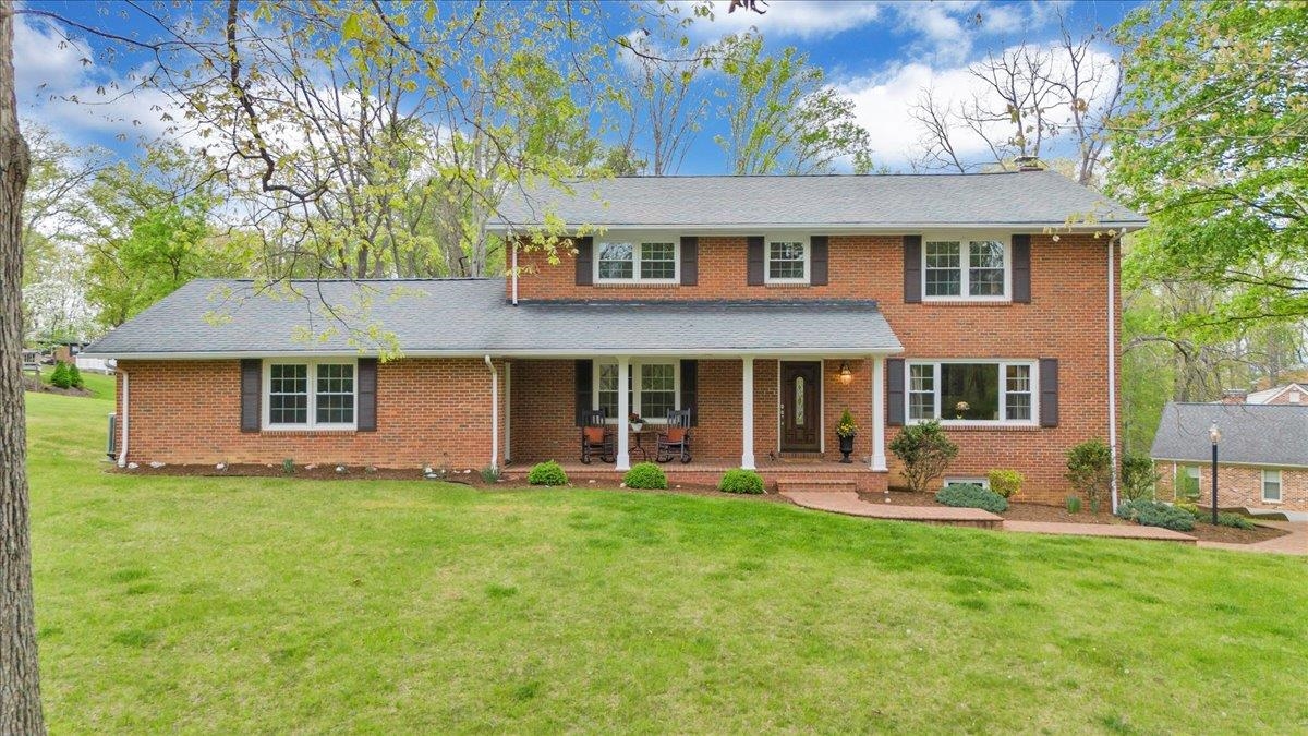 Beautiful 4BR, 2.5BA Colonial in Radford’s sought-after College Park! All bedrooms are upstairs, including a spacious primary suite with tray ceiling, walk-in closet, and a luxurious bath featuring dual sinks, soaking tub, and walk-in shower. Gleaming hardwoods throughout. The oversized kitchen offers granite counters and cherry cabinets—ideal for everyday living and entertaining. Enjoy the composite deck, dual-zone heat pumps, and a 25x25 garage. Plus, a massive unfinished walkout basement offers room to expand. Established neighborhood near shopping and I-81. Survey in pictures. Call for a private showing!