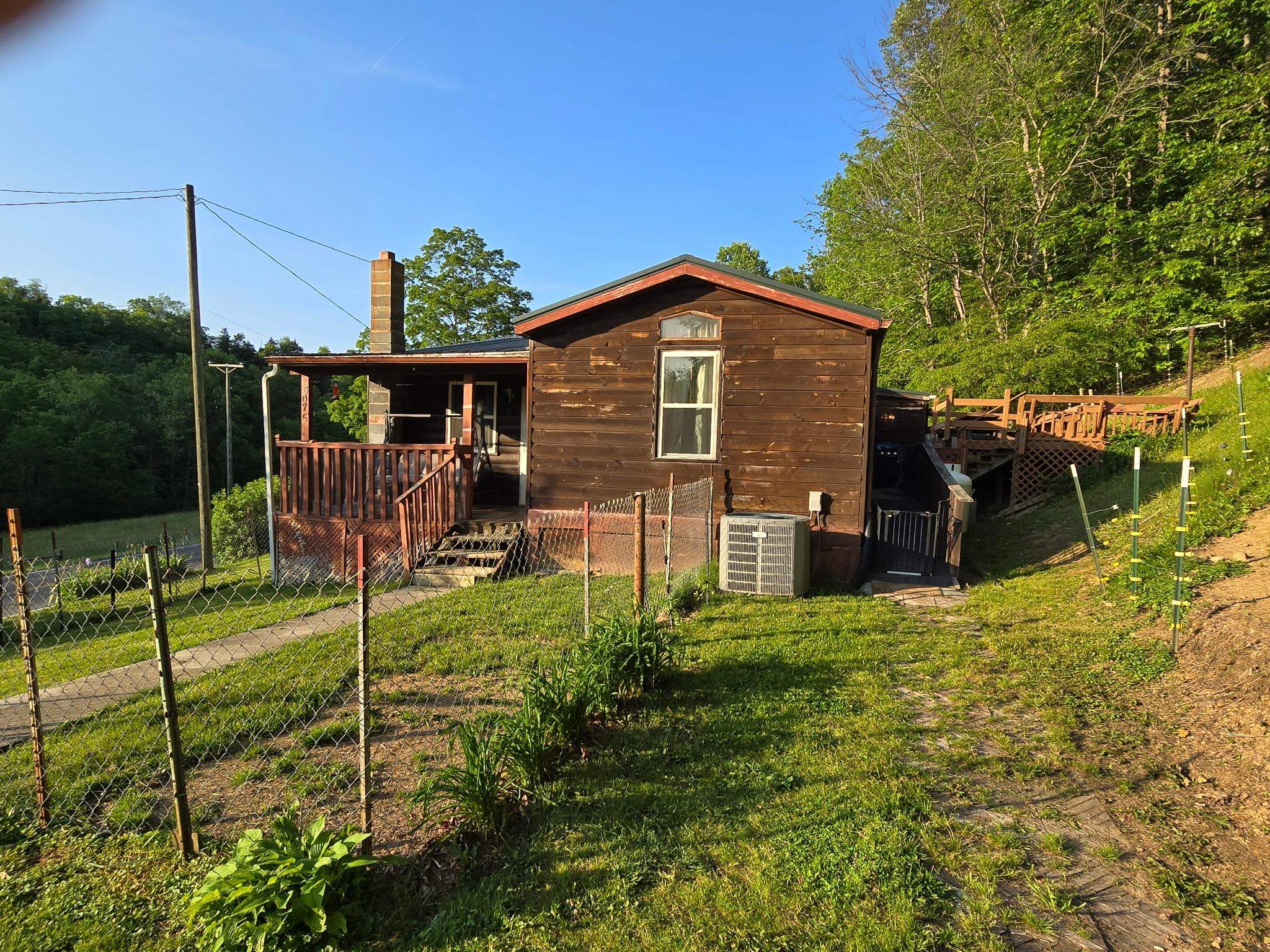 Hunters retreat, 17 acres in beautiful Cove section of Wythe Co.  This 3 BR 3 Bath cabin conveniently located near town offers great hunting opportunities for deer, turkey and bear.  Cove section of Wythe Co. is known for its exceptional wildlife diversity.