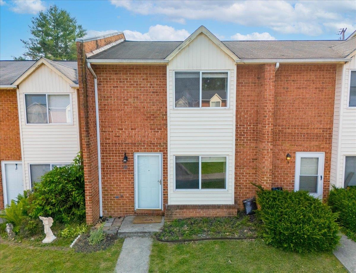 Welcome to this beautifully updated 2-bedroom, 1.5-bath townhouse that combines comfort, style, and convenience. Thoughtfully renovated, this home features modern finishes and a functional layout perfect for everyday living or as an investment property. Located just minutes from Radford University and Virginia Tech, you’ll enjoy the benefits of a quiet residential setting while staying close to top-rated schools, shopping, dining, and recreational amenities. Whether you're looking for a primary residence or expanding your investment portfolio, this property offers versatility and long-term value. With no HOA fees and low-maintenance living, this townhouse is truly a rare find. Schedule your tour today and see everything this property has to offer.