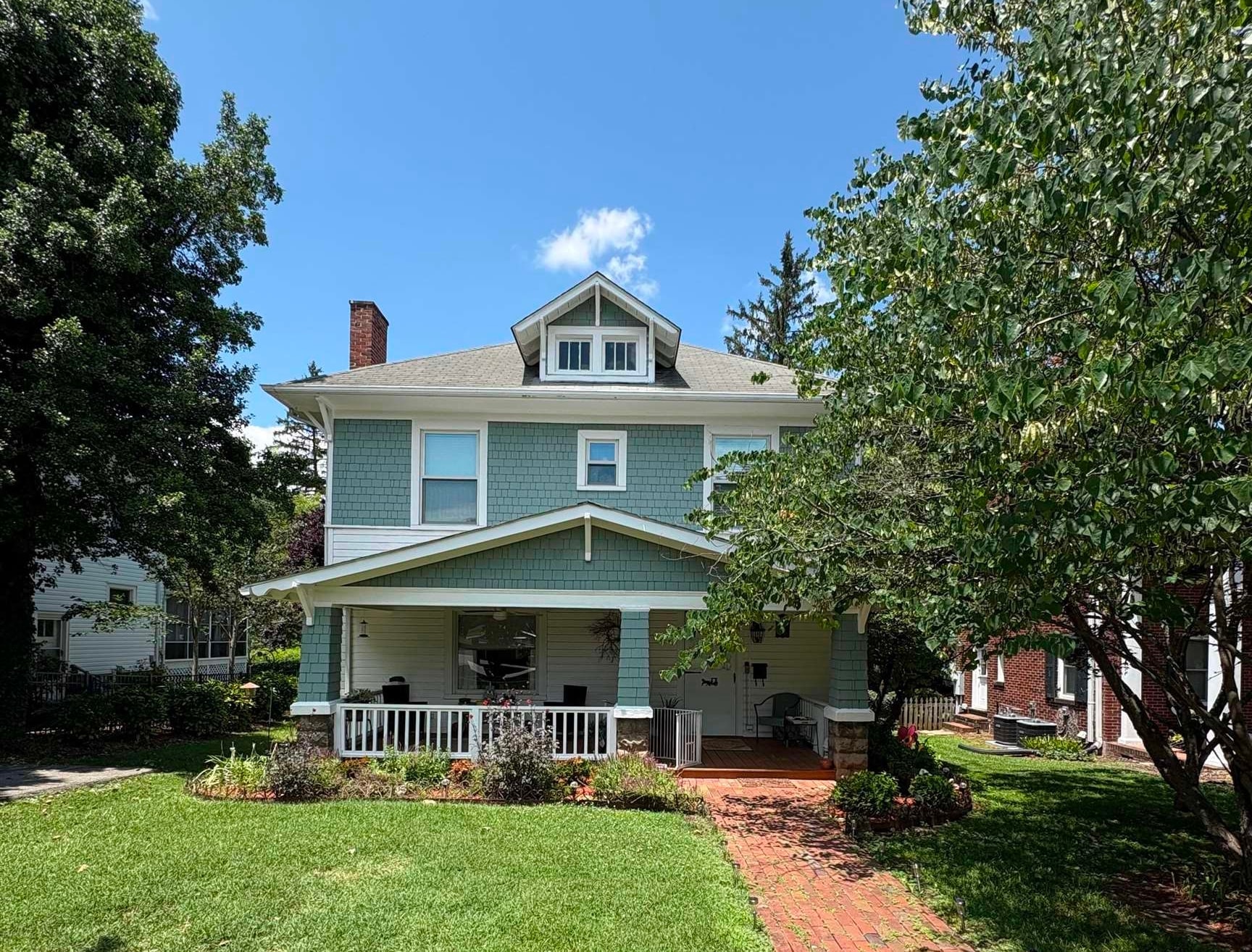 Welcome to this beautifully maintained 3-bedroom, 2-bath Craftsman home located in the highly sought-after Plan A neighborhood of Radford. Bursting with character and timeless charm, this home features soaring ceilings, original hardwood floors, and classic architectural details throughout.  Step inside to a spacious layout that includes a large kitchen perfect for cooking and entertaining, along with a cozy screened-in porch ideal for morning coffee or relaxing evenings. The fully fenced yard offers privacy and space for outdoor enjoyment, gardening, or pets.  With its inviting curb appeal, abundant natural light, and unbeatable location just minutes from schools, parks, and downtown Radford, this home is a rare find. Don't miss the opportunity to own a piece of one of Radford’s most desirable neighborhoods!