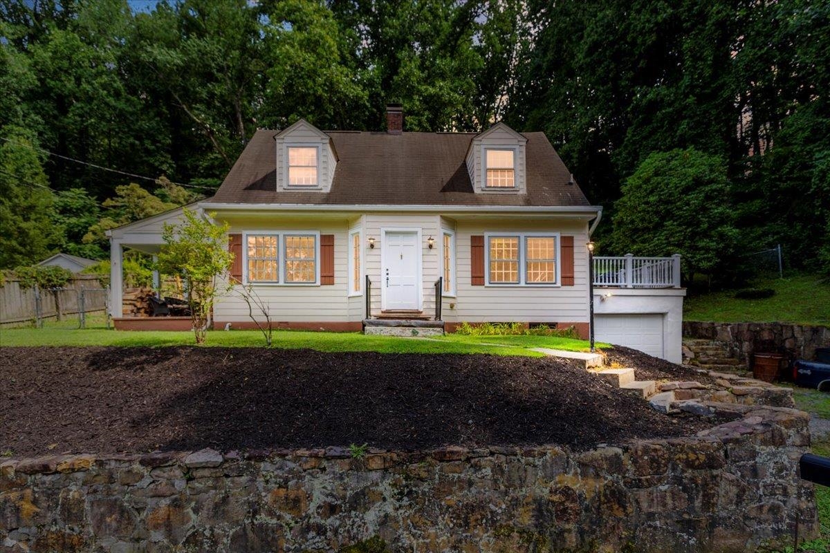 Tons of character await you in this well-maintained home!  1.25 acres located in a great location of town and within walking distance of schools, parks and shopping!  Beautiful views, large spacious rooms, chef's kitchen and more!  Come see for yourself!