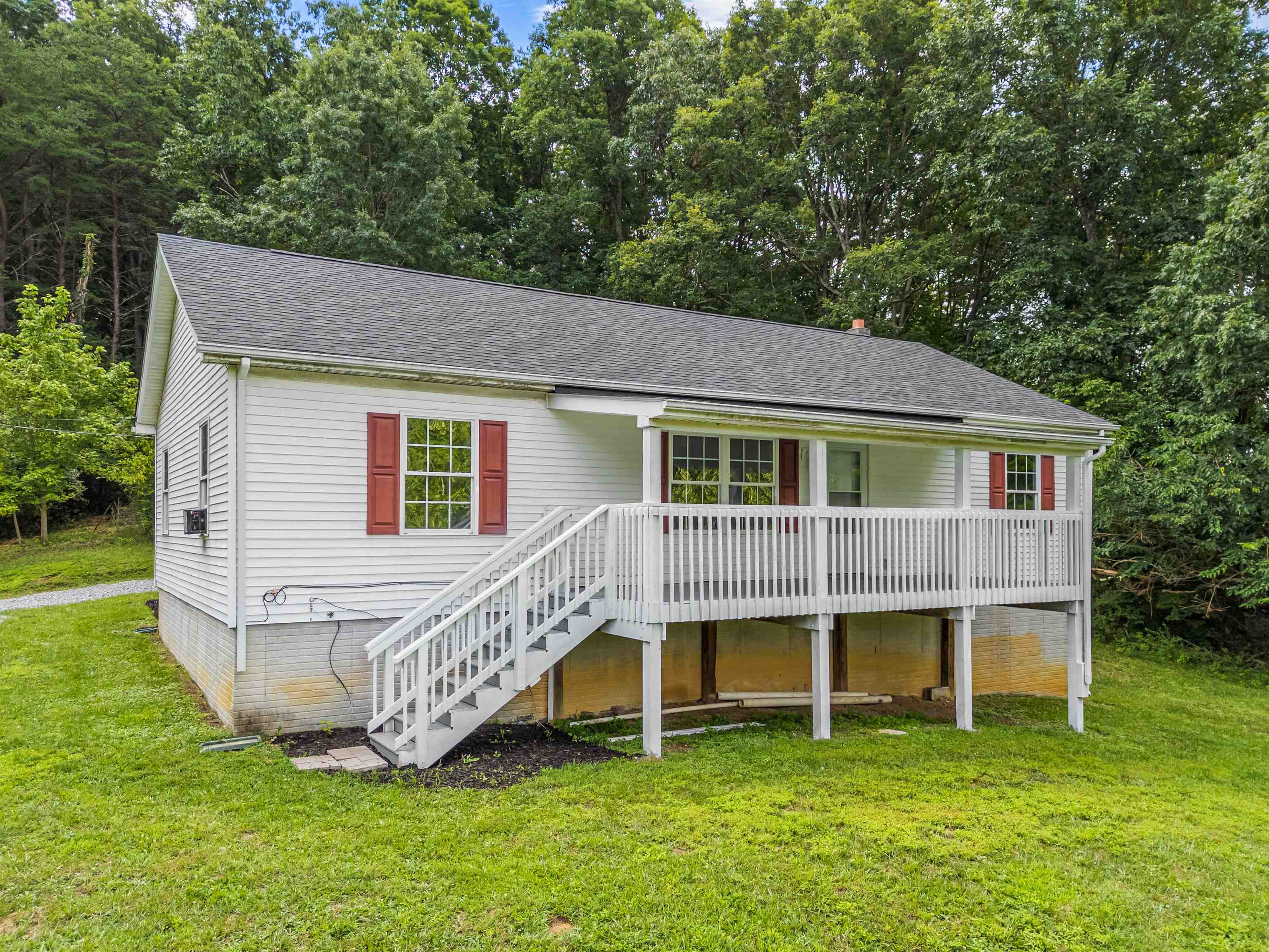 This beautifully maintained and secluded 3 bed, 2 bath home sitting on 1 acre is as good as they come. Offering a cozy yet spacious layout, this property features inviting living areas, a functional kitchen, and comfortable bedrooms—all wrapped in charm. Whether you're a first-time buyer or looking to downsize, this home is move-in ready and full of character. Don’t miss your chance to own this delightful gem!