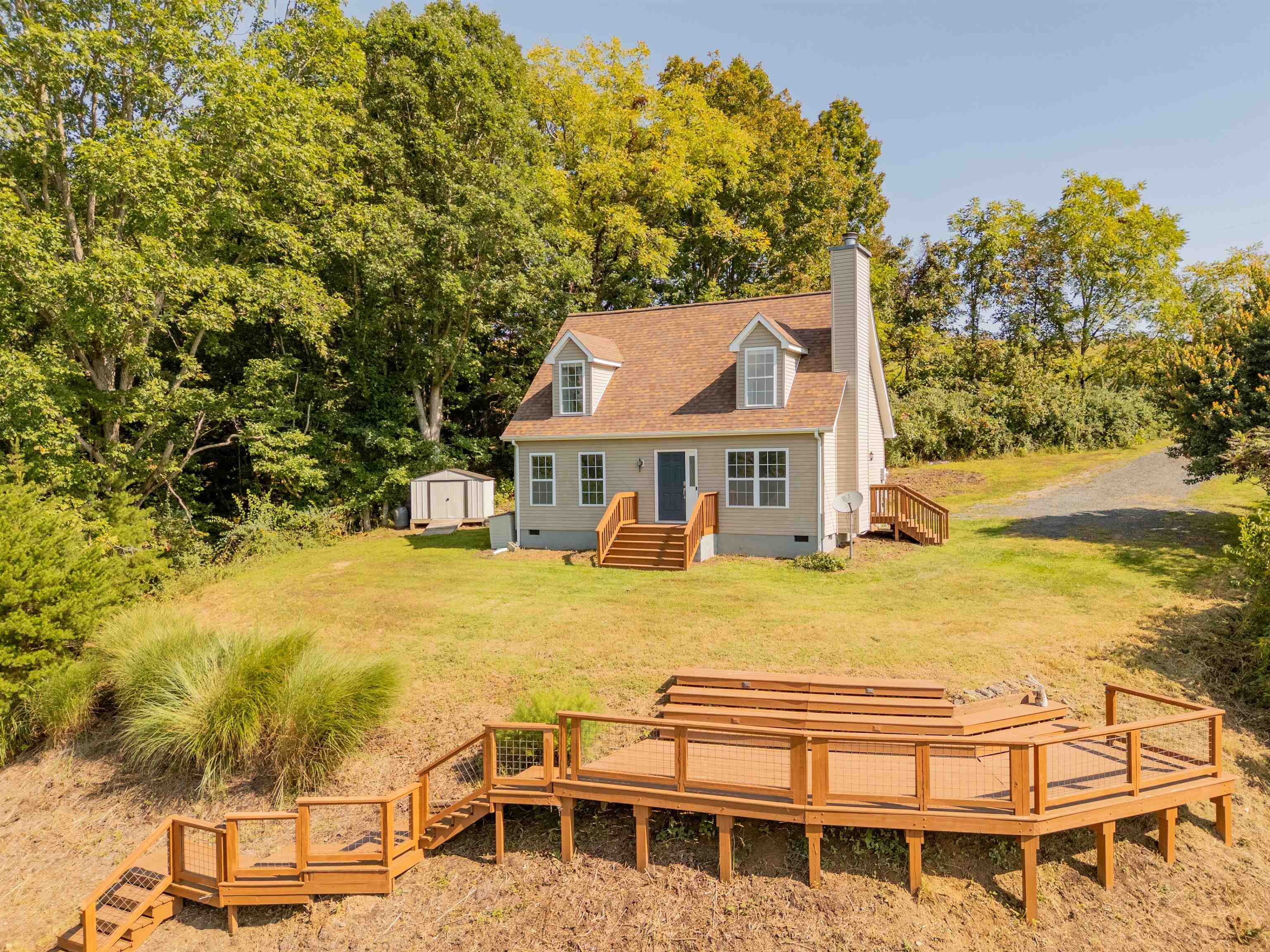 Don’t miss out on the opportunity to own river frontage, this is a rare find in Montgomery County! This 4 bedroom, 2 bath home is set on 4 beautiful acres with expansive views and direct access to the river. Enjoy fishing, floating, or simply relaxing along the water’s edge. The spacious yard provides plenty of room for gardening, homesteading, or outdoor activities, while the back deck is the perfect spot to take in the tranquility and stunning scenery. Offering both privacy and natural beauty, this property is a true retreat waiting for its next owner.