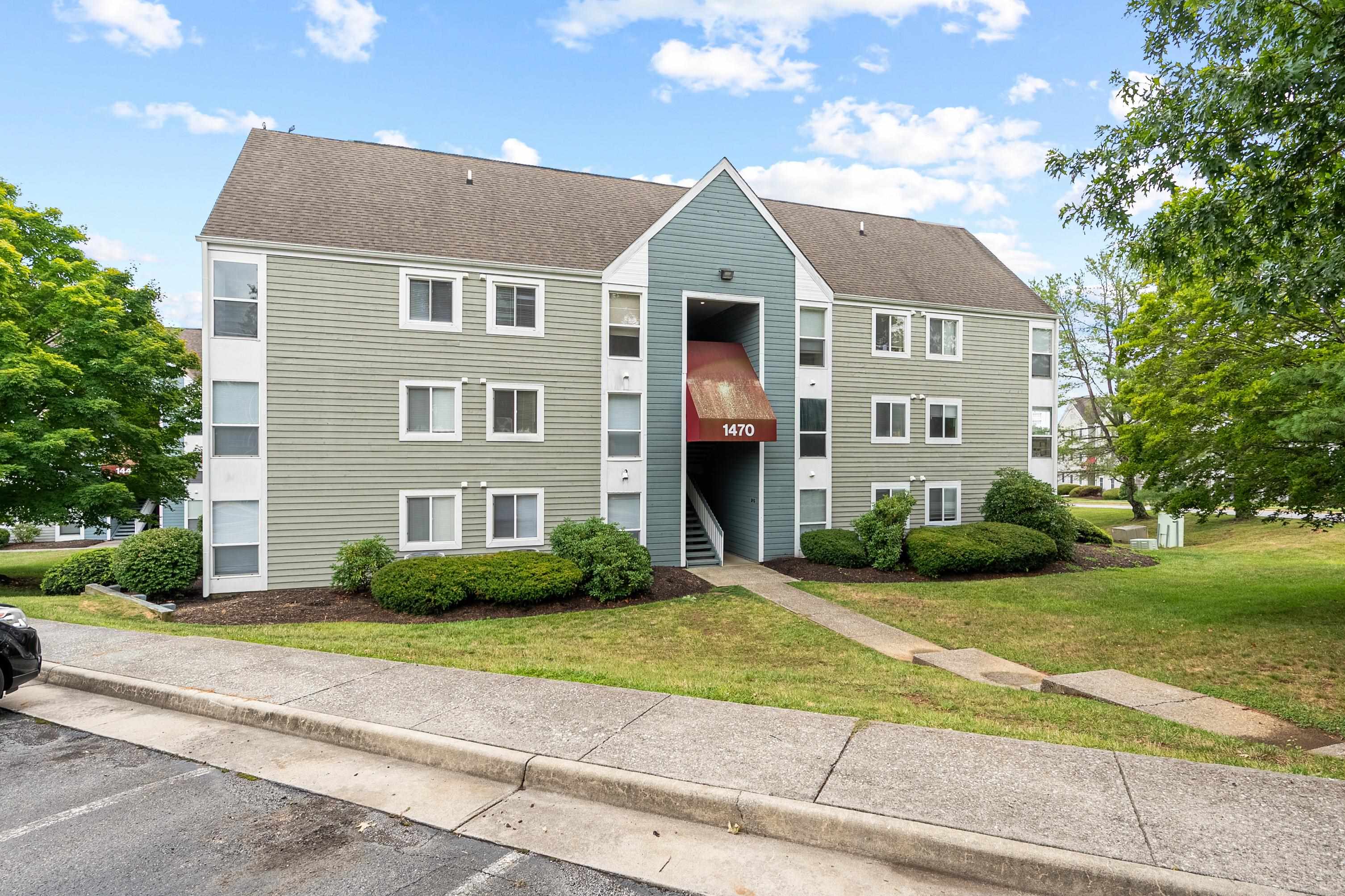 Second floor condo in popular Hunters Ridge in Blacksburg! This four-bedroom, two bathroom unit is perfect for student living, a football weekend spot, or investment. Featuring an open kitchen and living room area plus a large storage room.  On the BT bus line and convenient to shopping, dining, and Virginia Tech. A lease is in place at $2,500 per month through 7/31/26 and the unit comes furnished.
