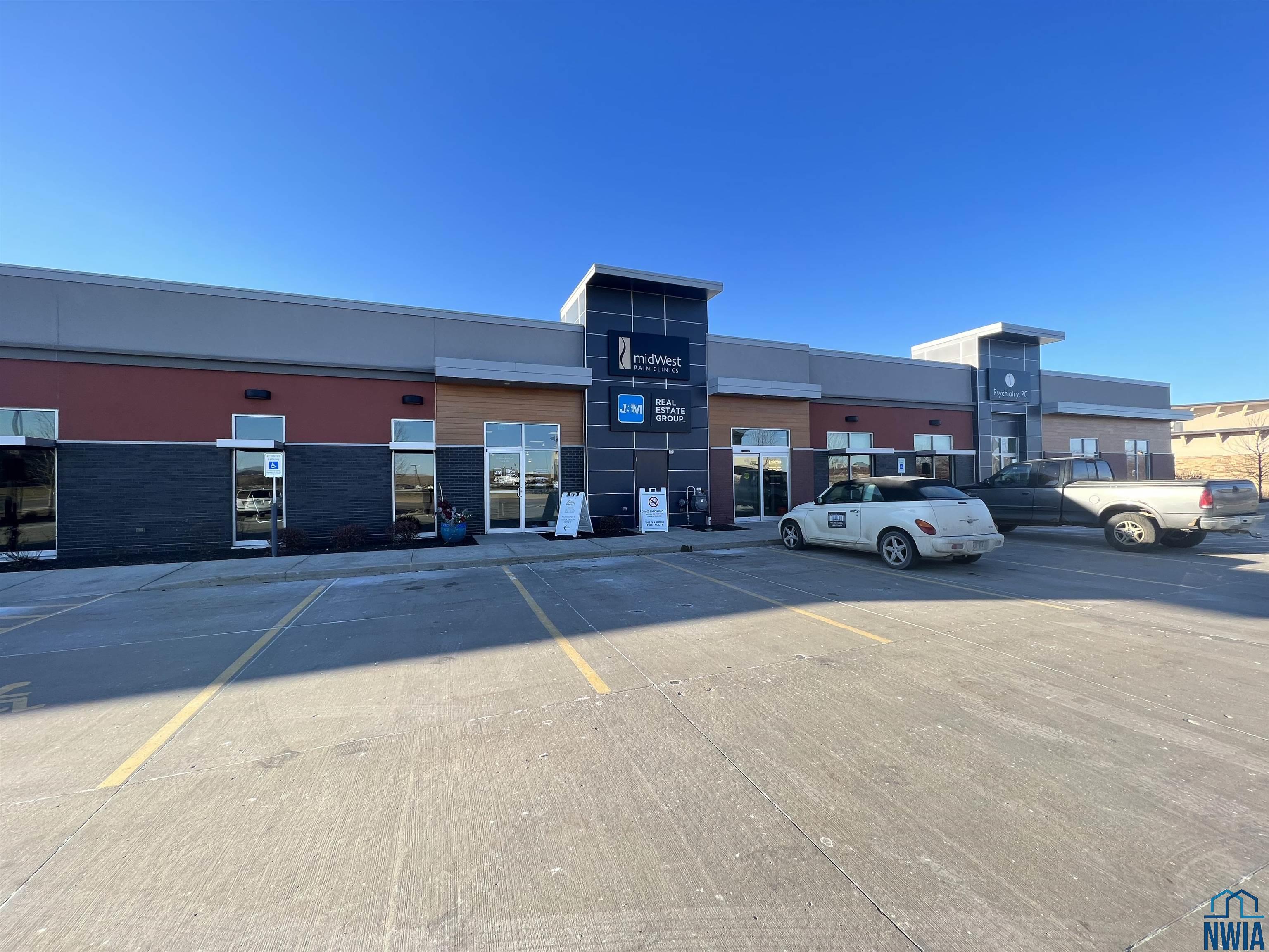 211 Sioux Point Rd. #200, Dakota Dunes, SD 57049 