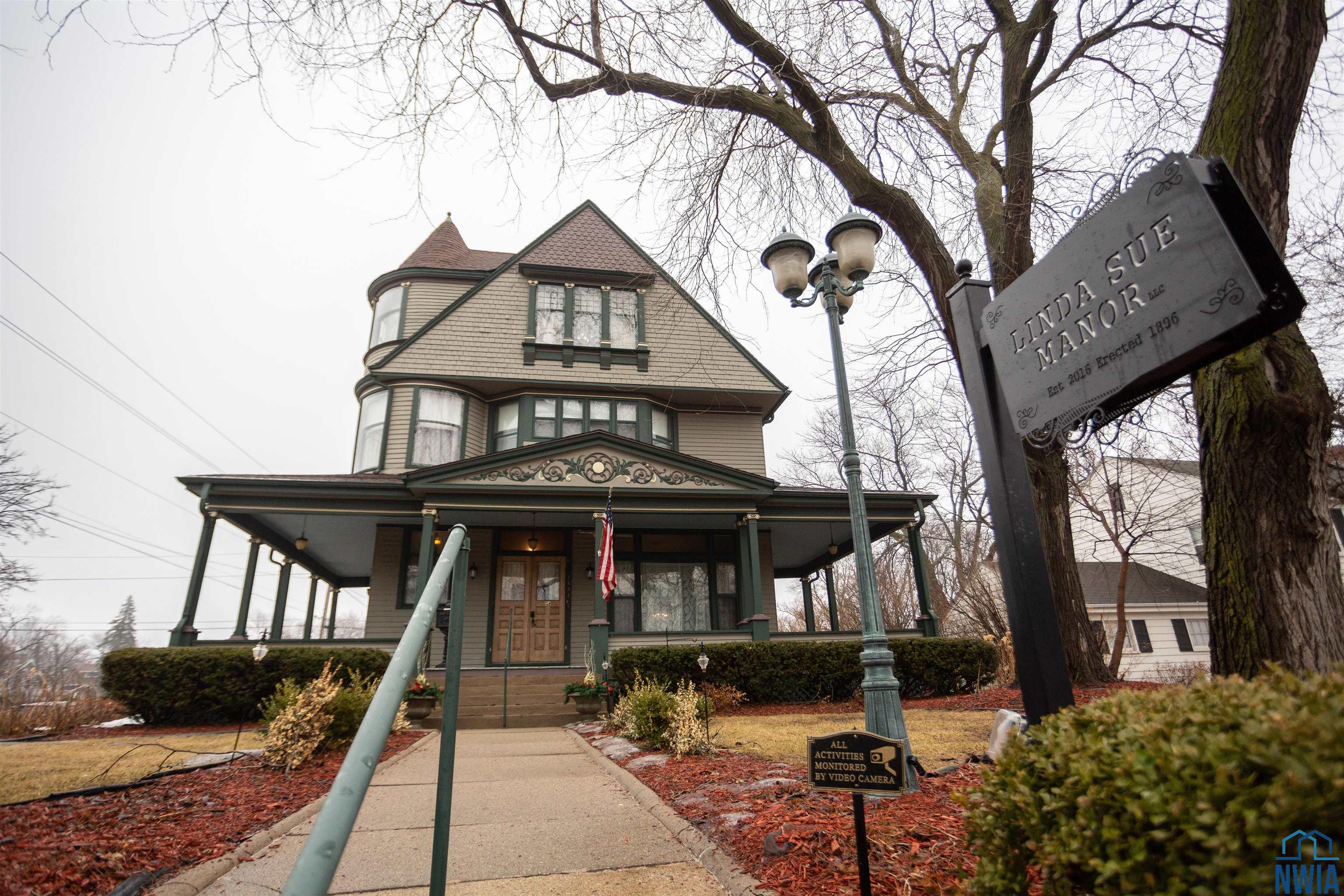 2822 Jackson, Sioux City, IA 51104