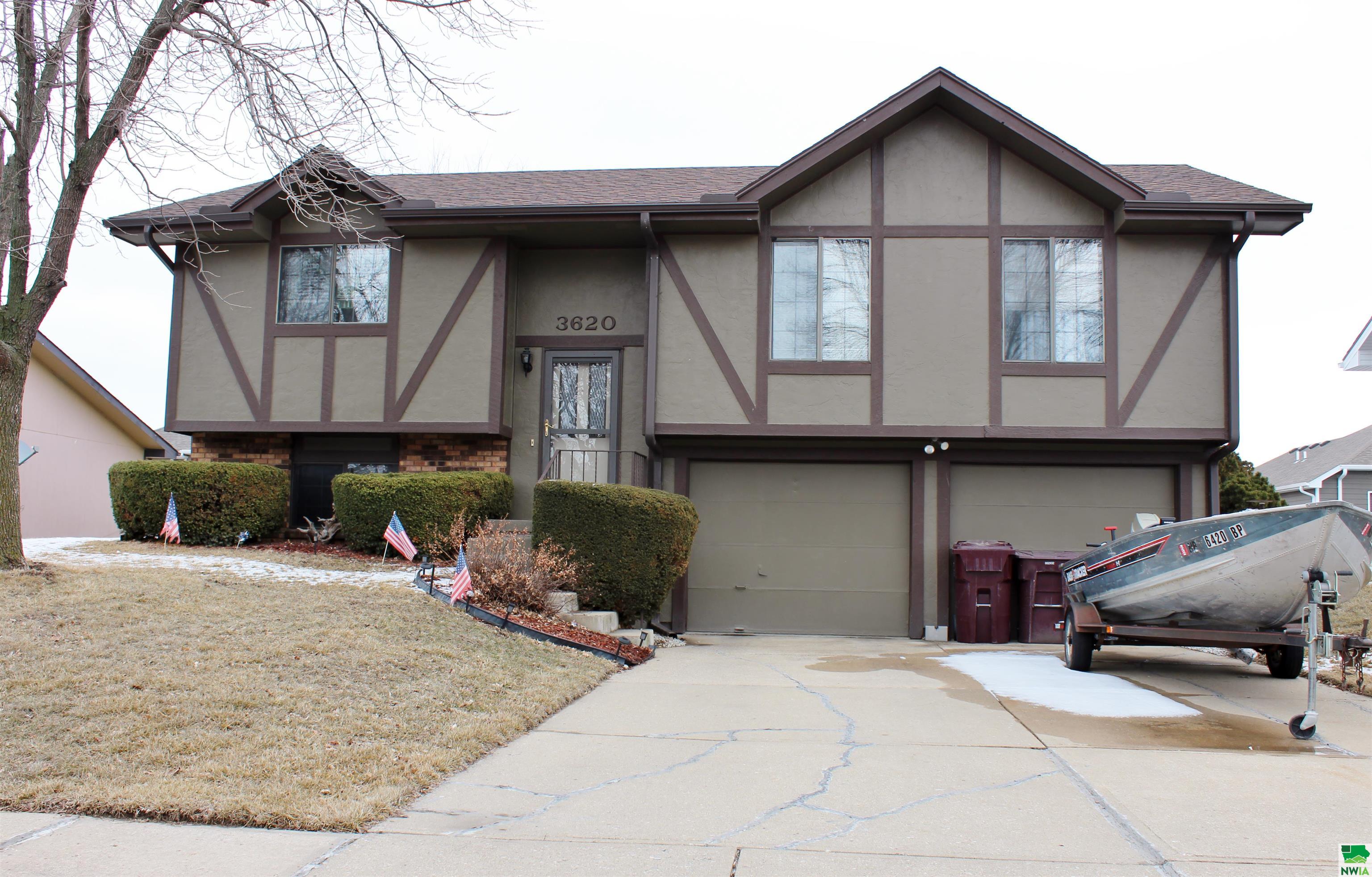 3620 Oak Street, South Sioux City, Nebraska 68776 
