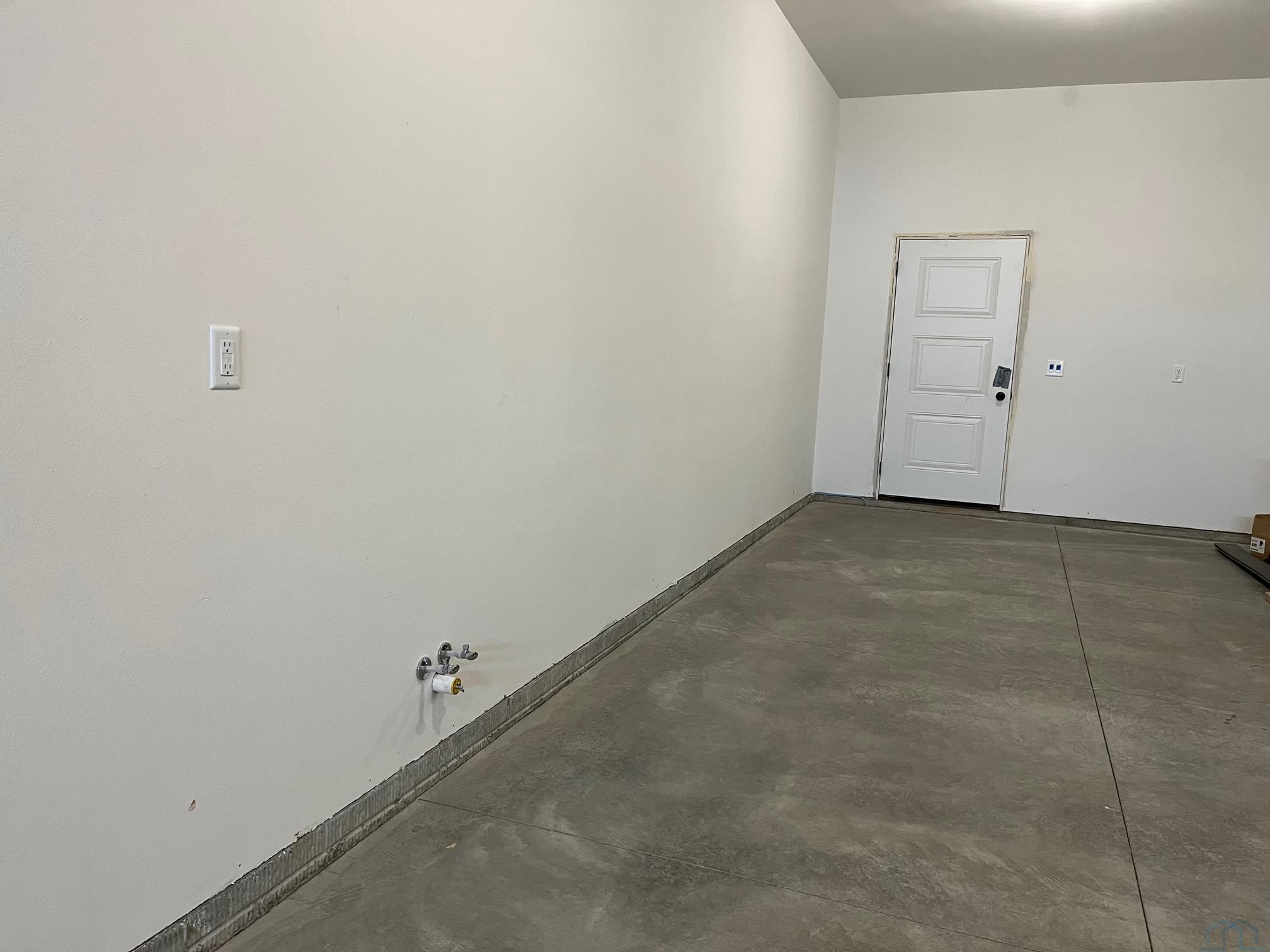 Homes For Sale at Whitetail Court