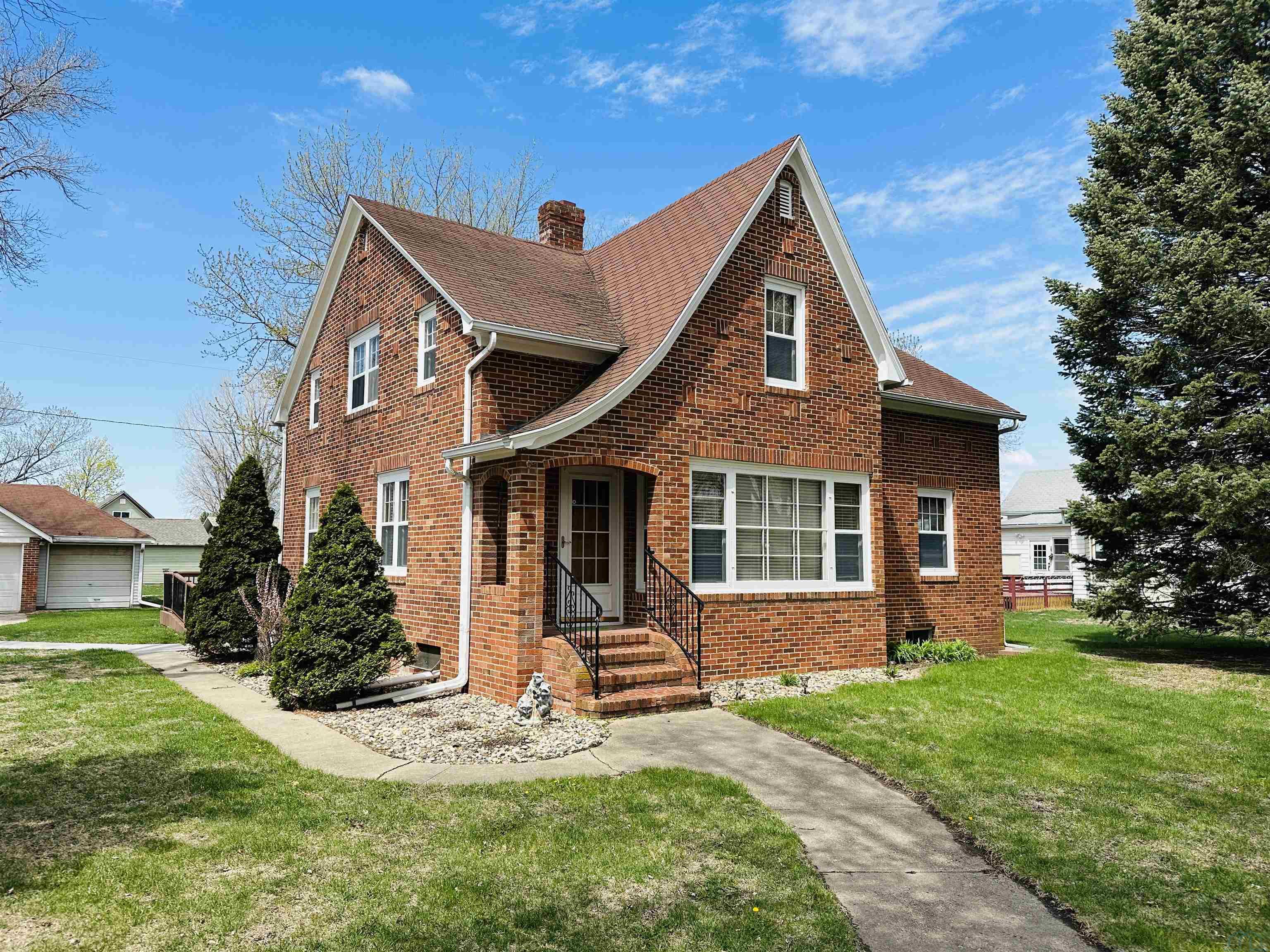 801 Evans St, Sloan, Iowa 51055 