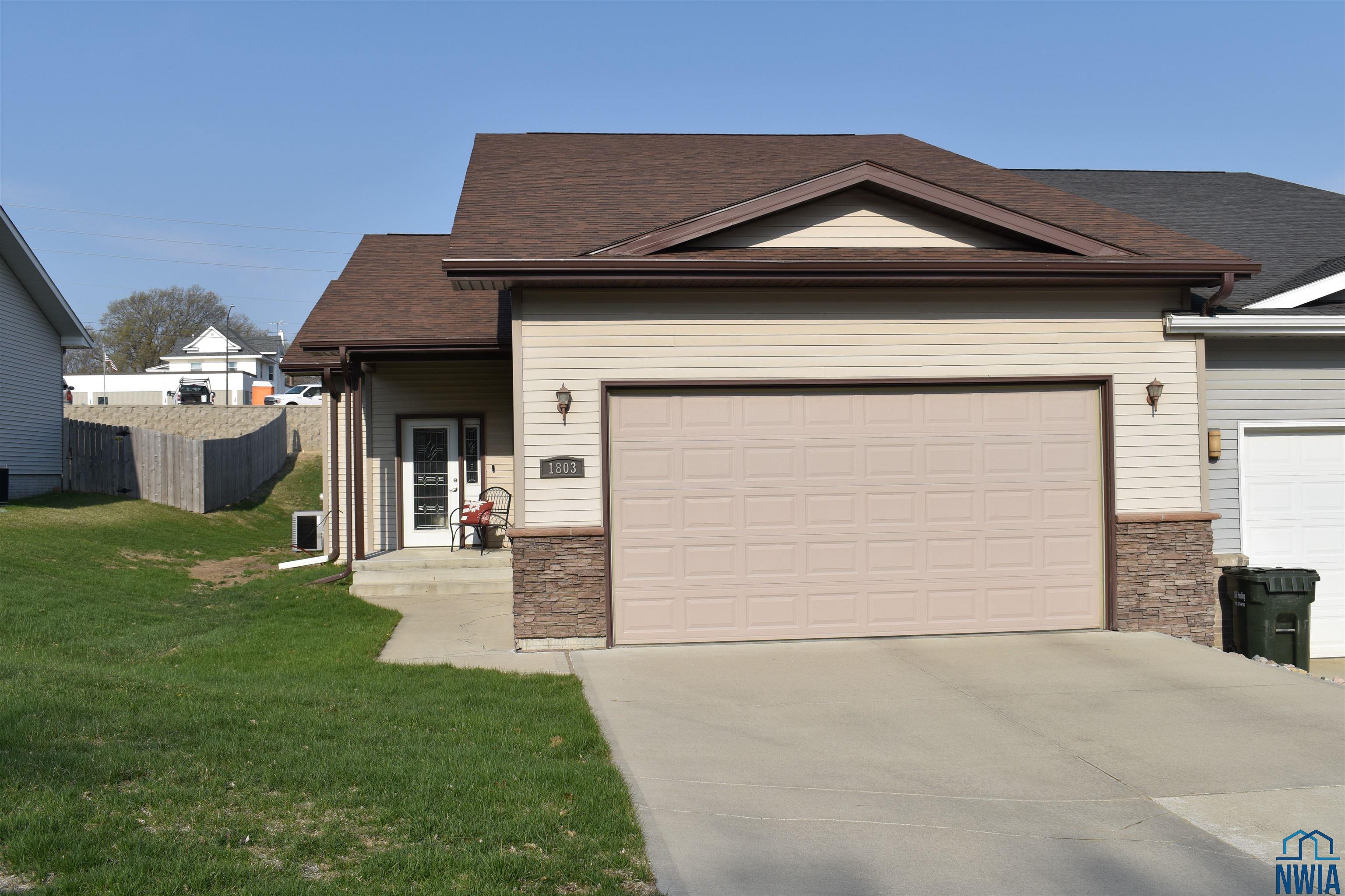 1803 St Aubin St S, Sioux City, Iowa 51106 