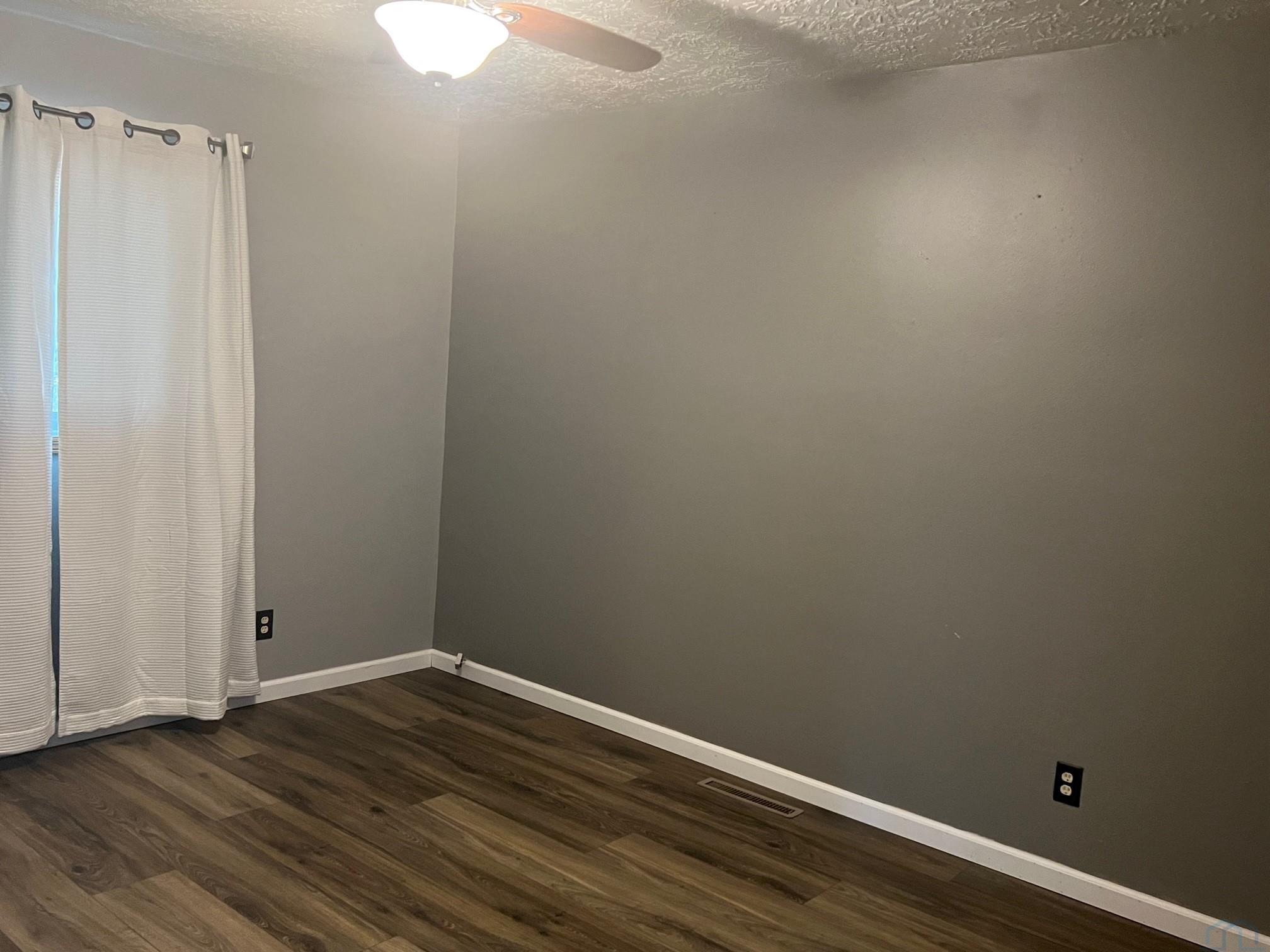 Homes For Sale at Roundtable Rd.