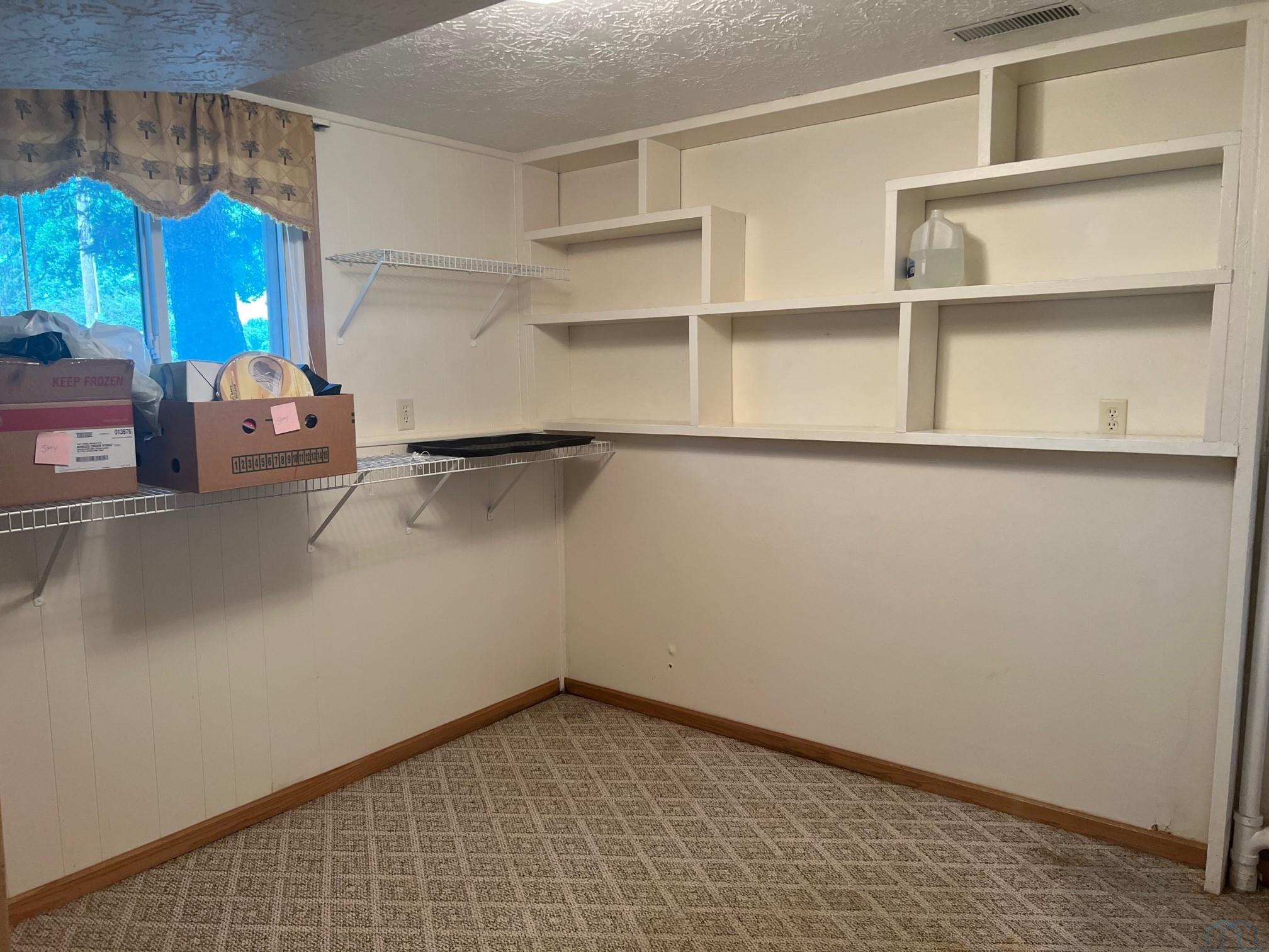 Homes For Sale at Roundtable Rd.