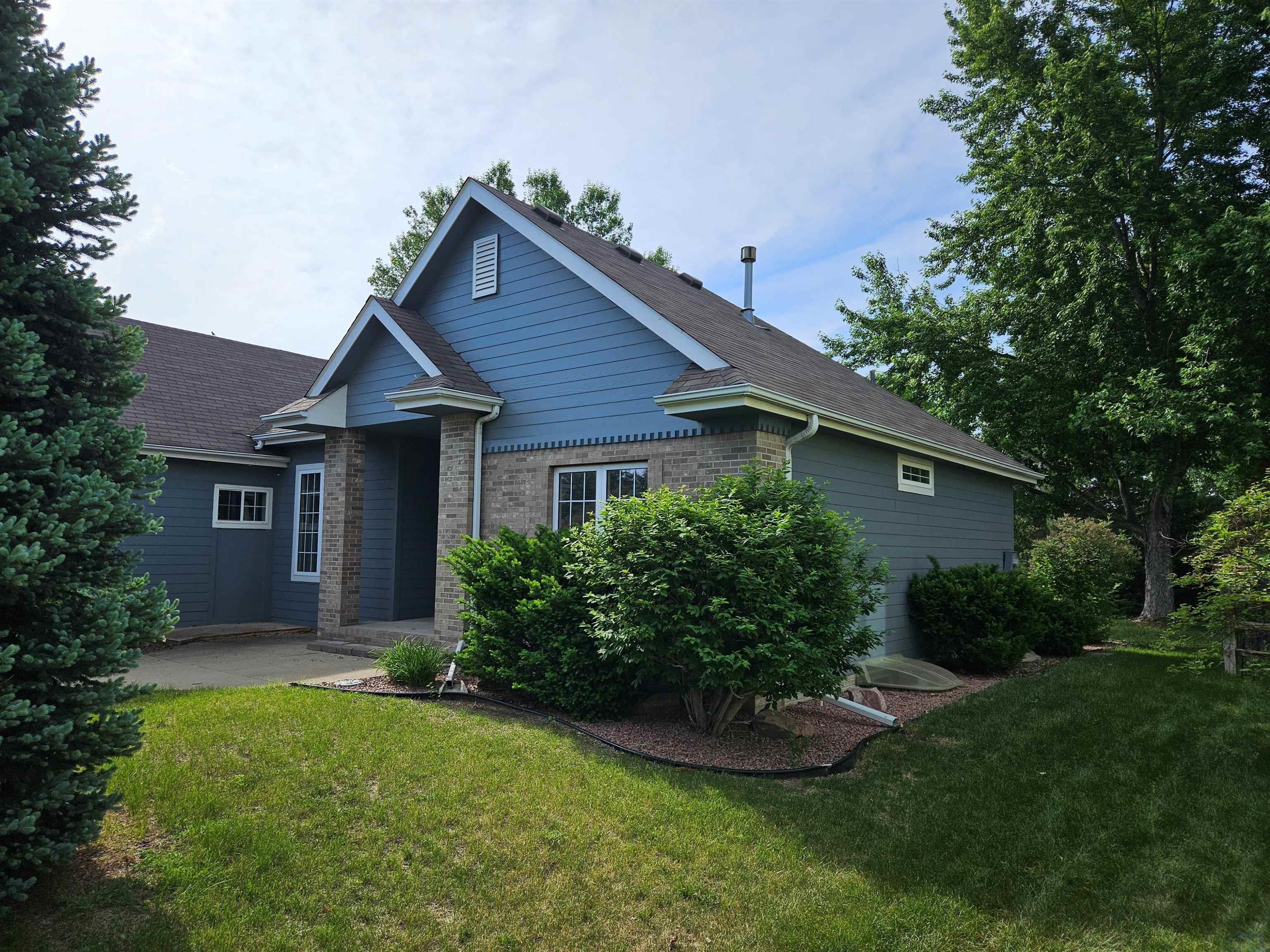 Homes For Sale at Levee Trail