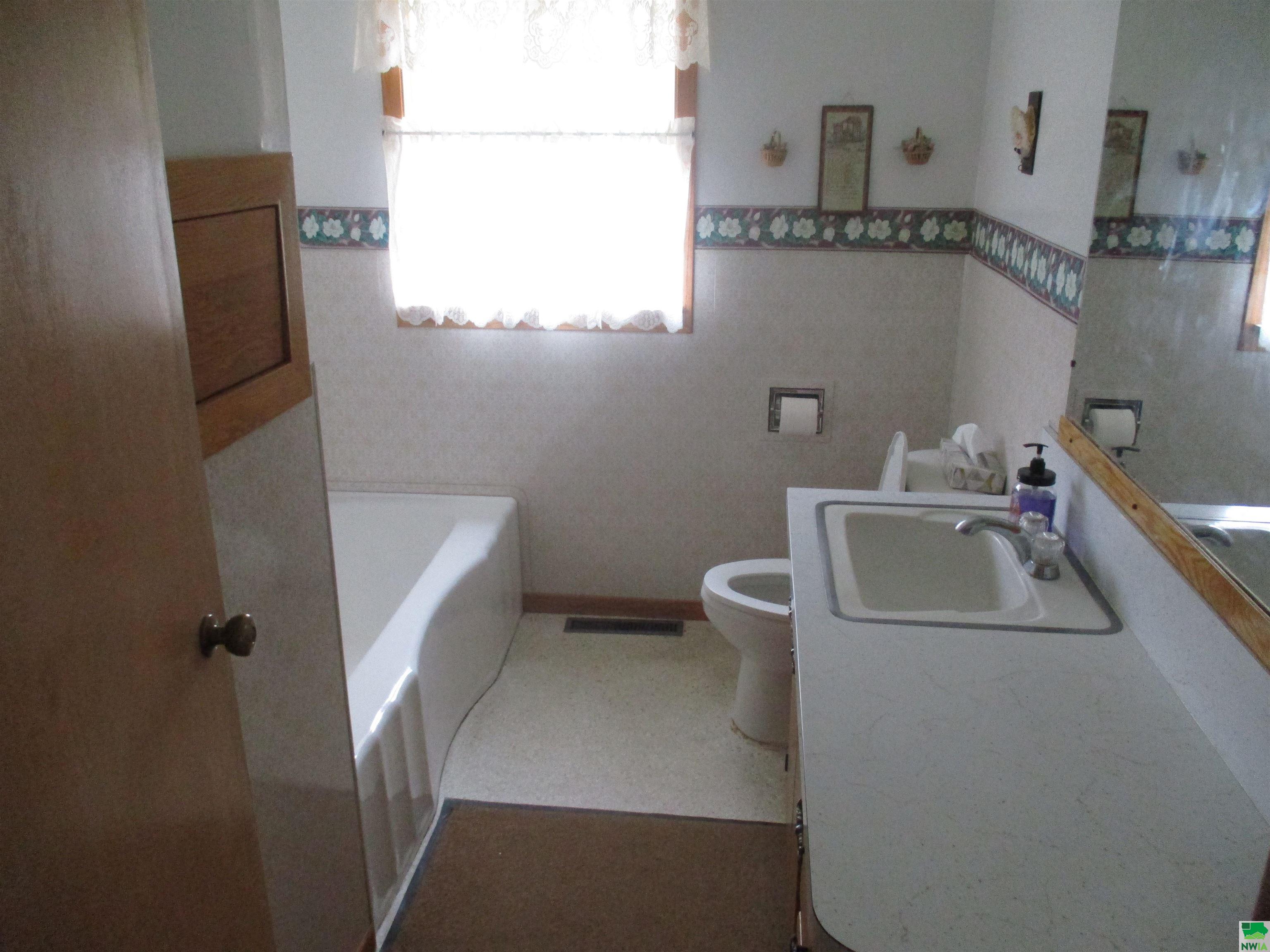 MLS #820930