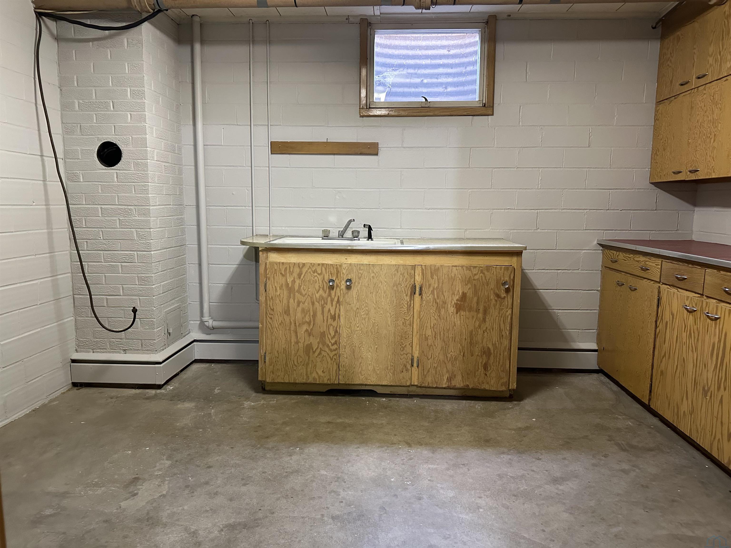 Homes For Sale at 170th St