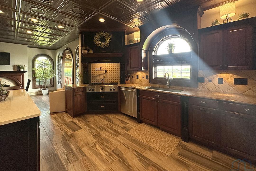 MLS# 821109