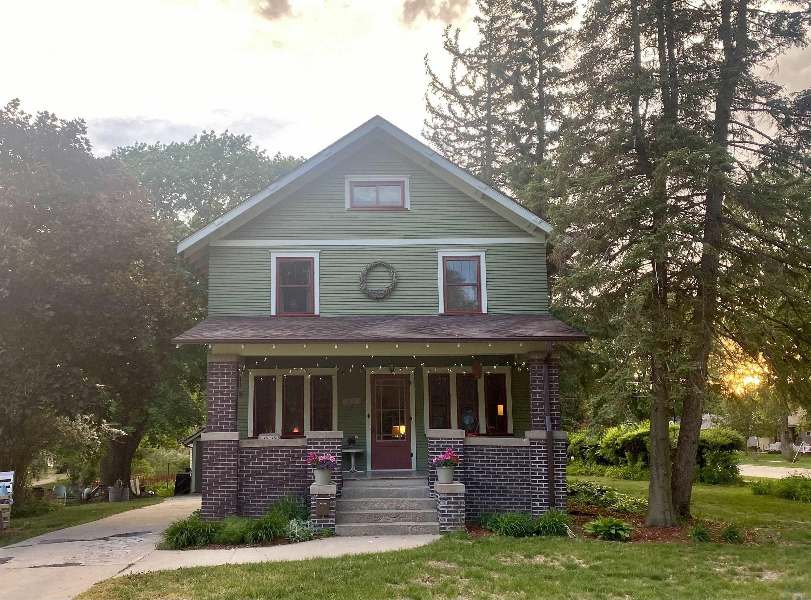 521 11TH ST N, Cherokee, Iowa 51012 