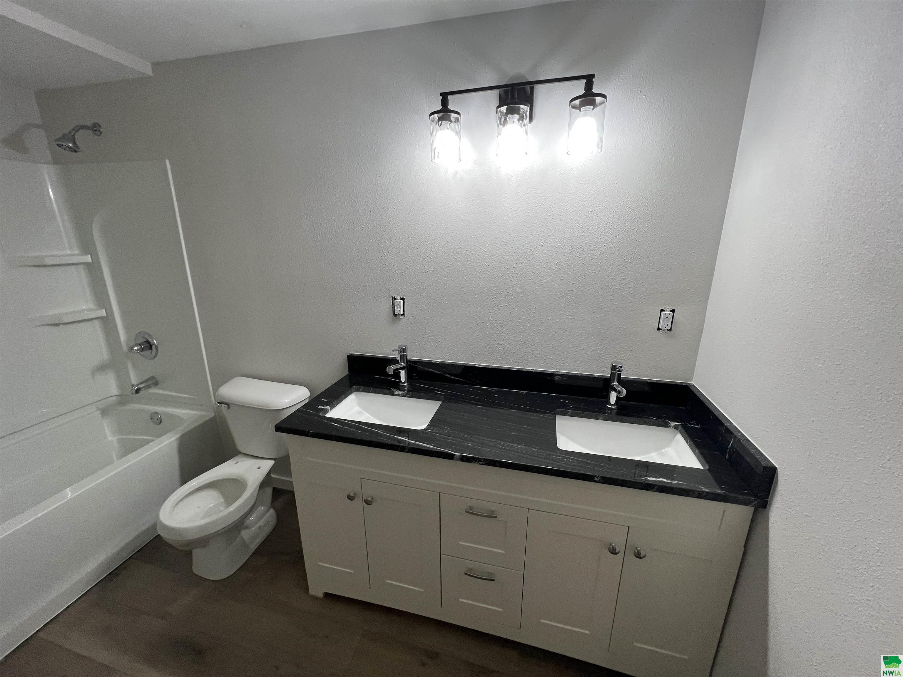 MLS #821165