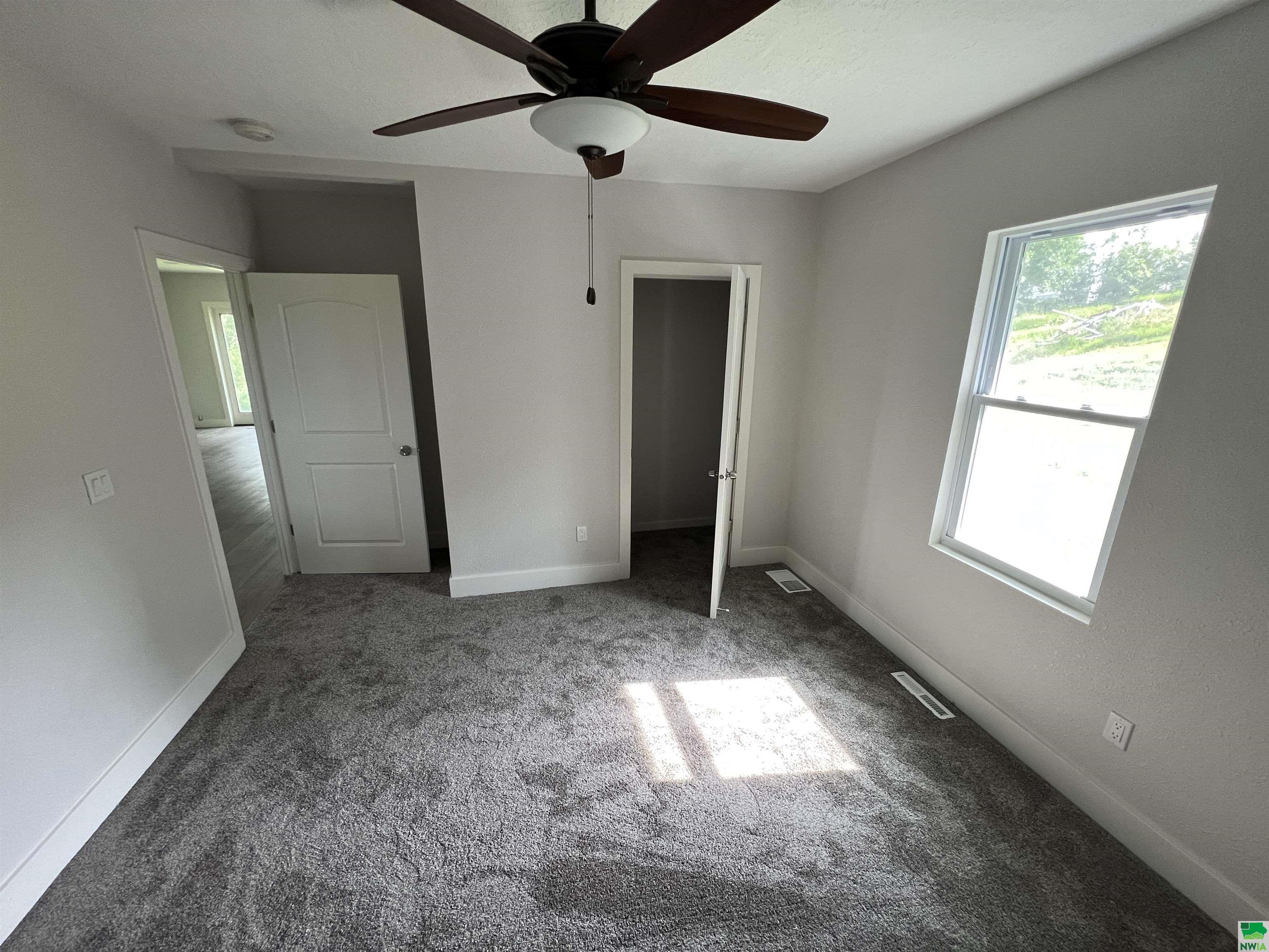 MLS #821165