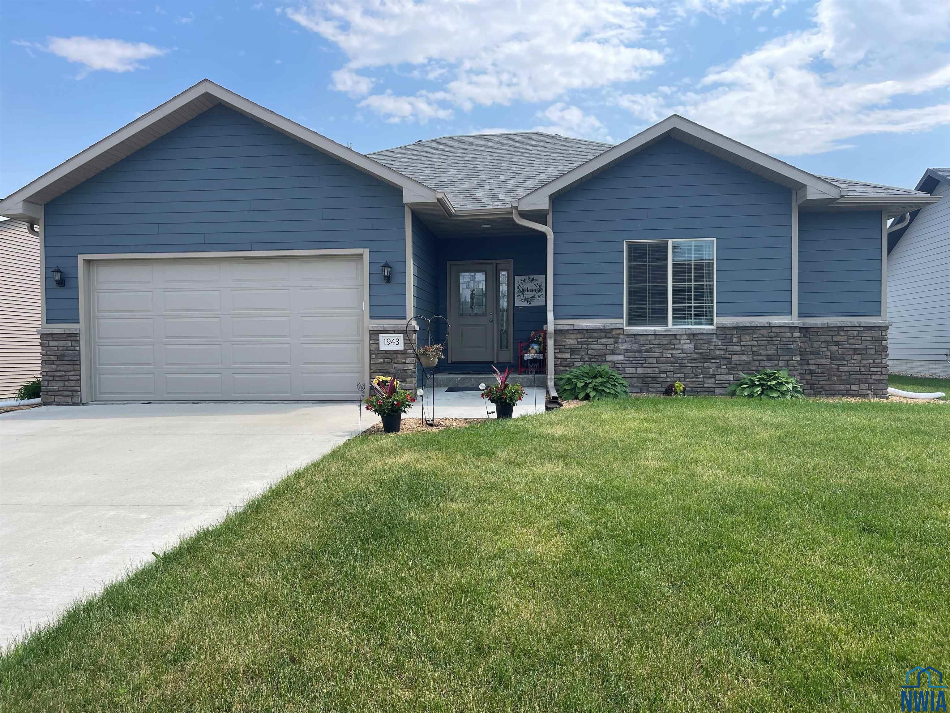 1943 Missouri View Lane, South Sioux City, Nebraska 68776 