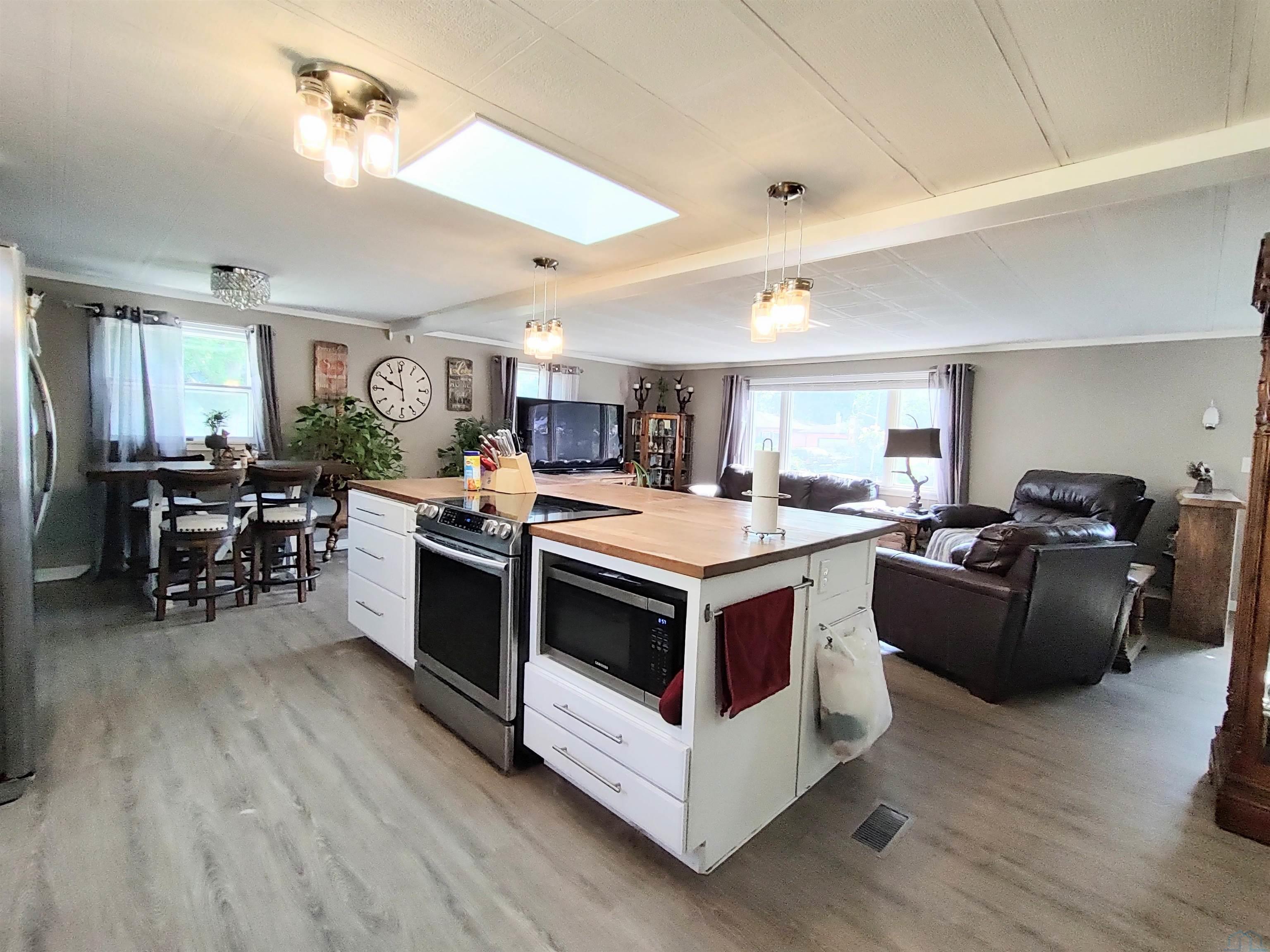 Homes For Sale at Pine St.