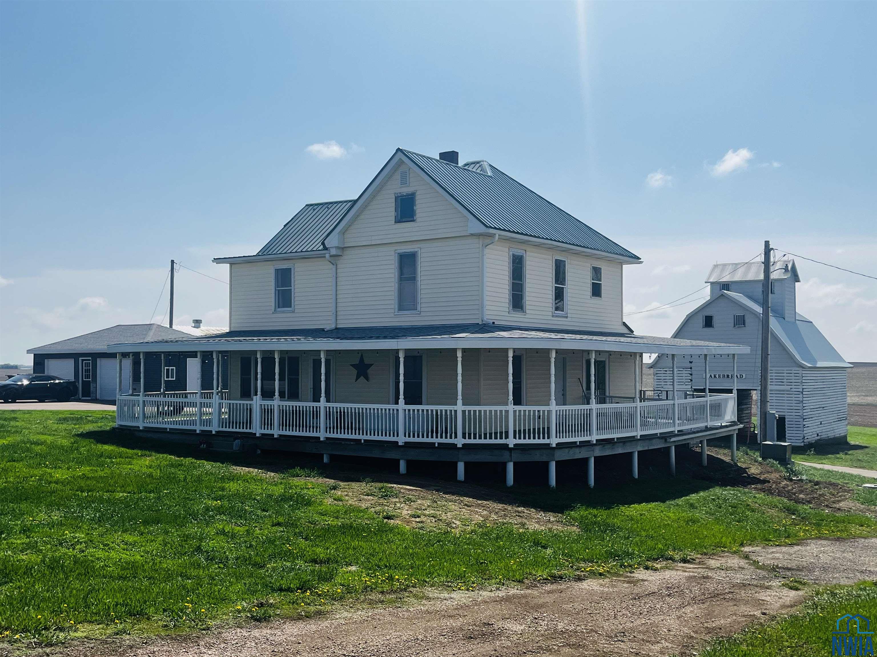 22958 HWY 3, LeMars, Iowa 51031 