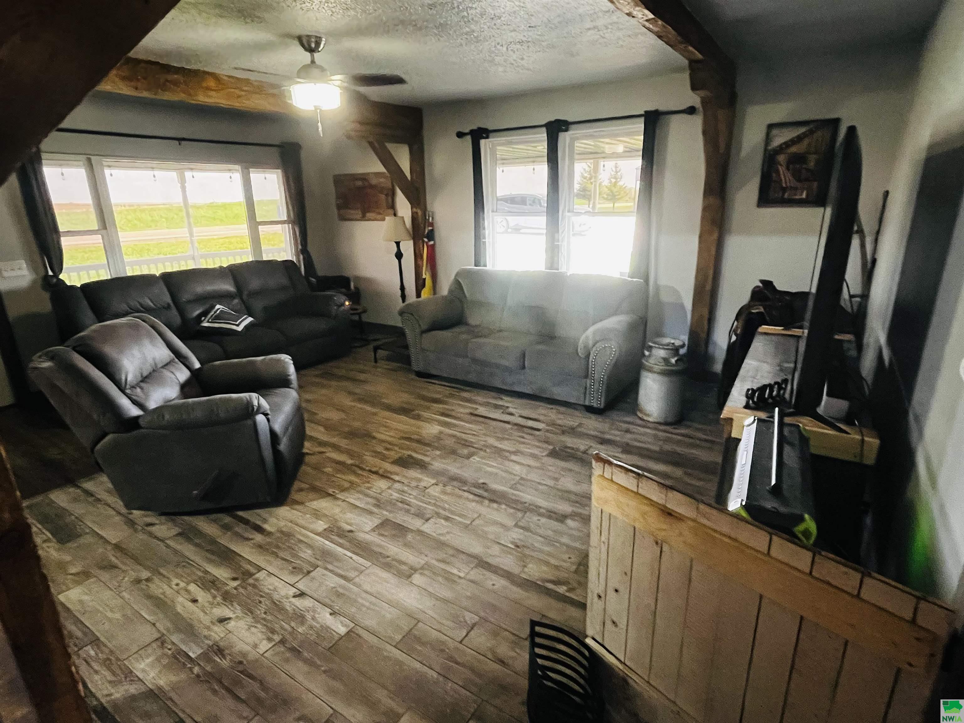MLS #821285