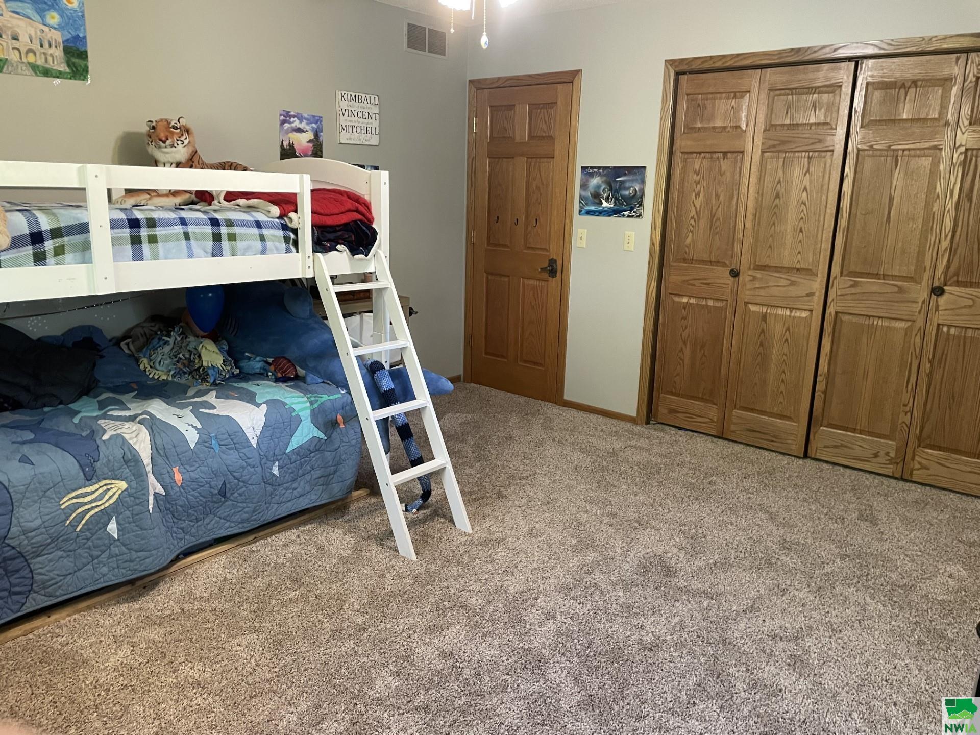MLS #821301