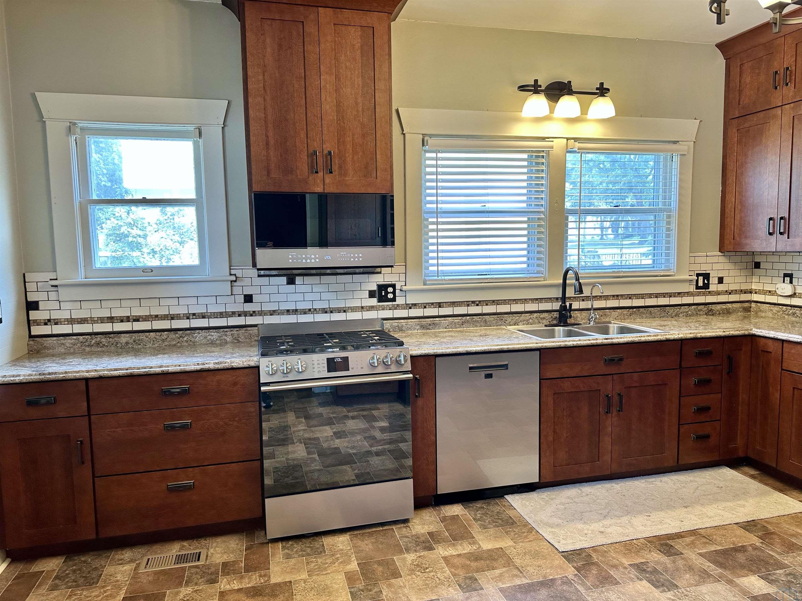 Homes For Sale at LAKE AVE