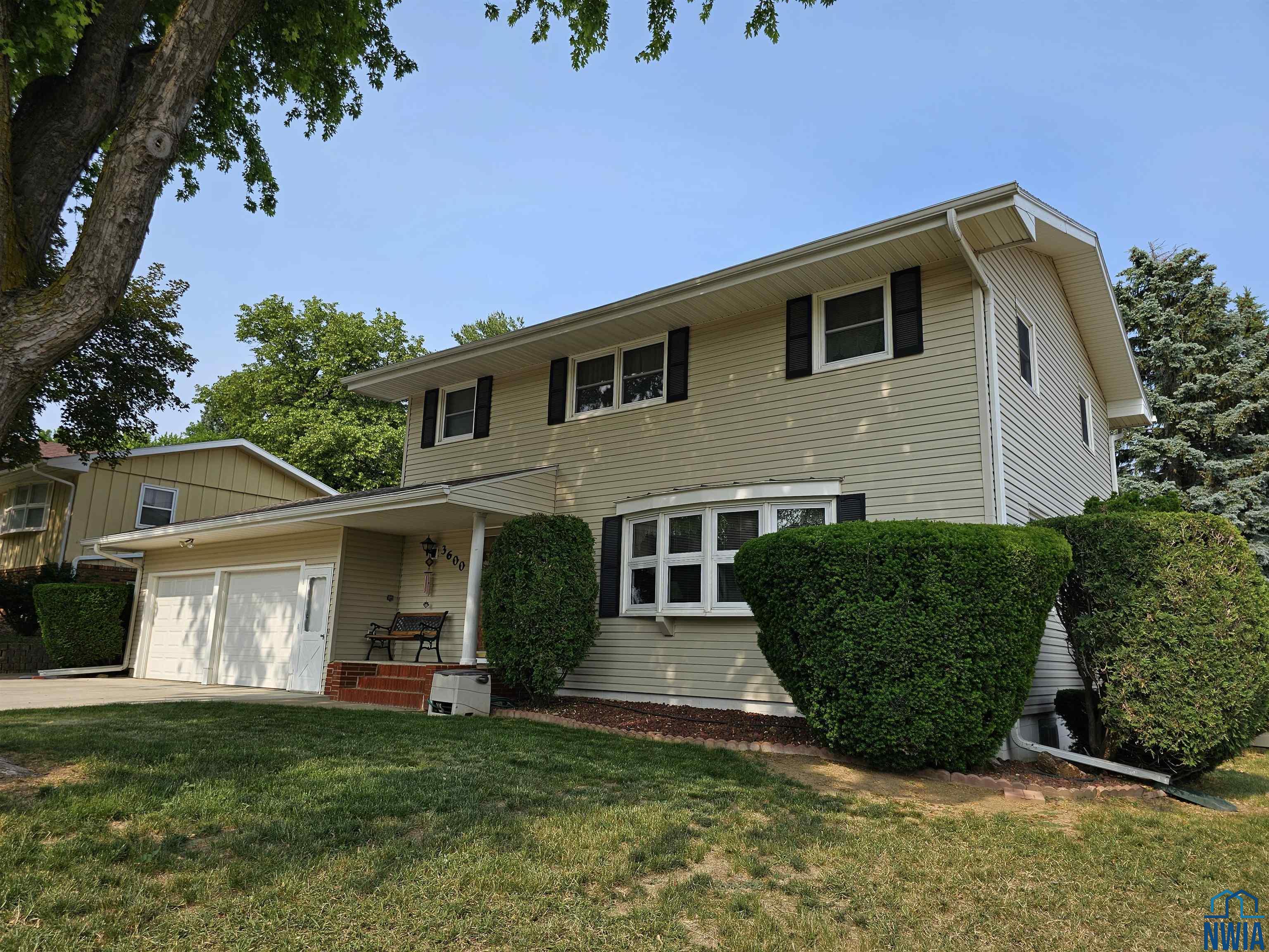 3600 PAWNEE PL, Sioux City, Iowa 51104 