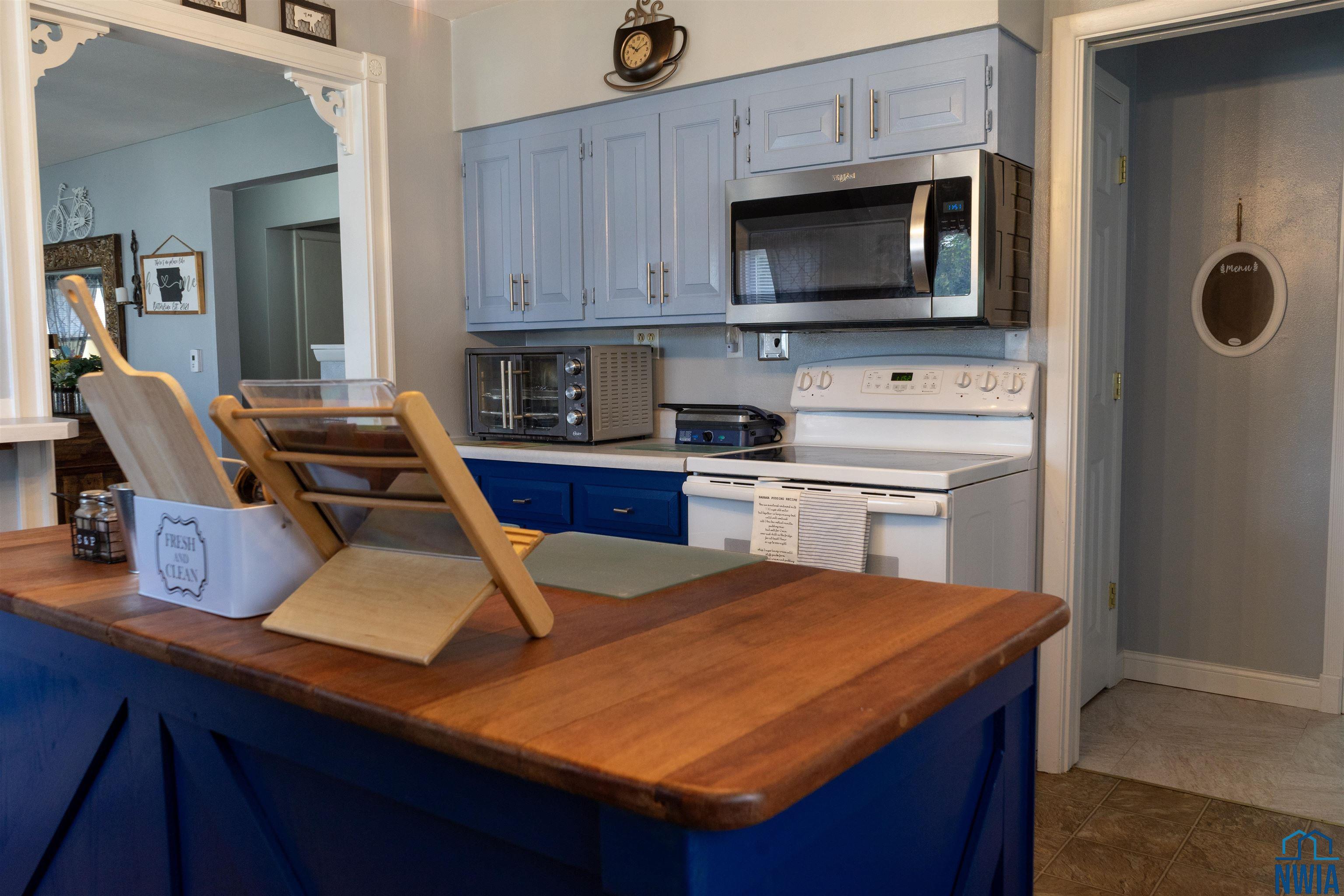 Homes For Sale at 7th St