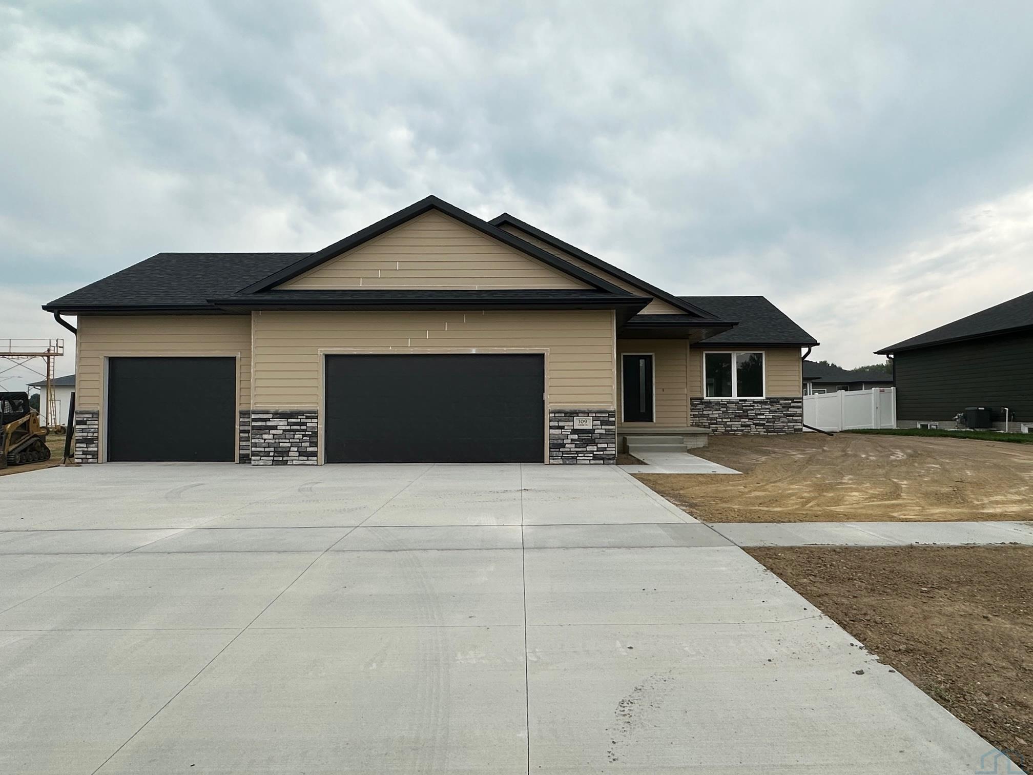 109 Cedar, Sloan, IA 51055