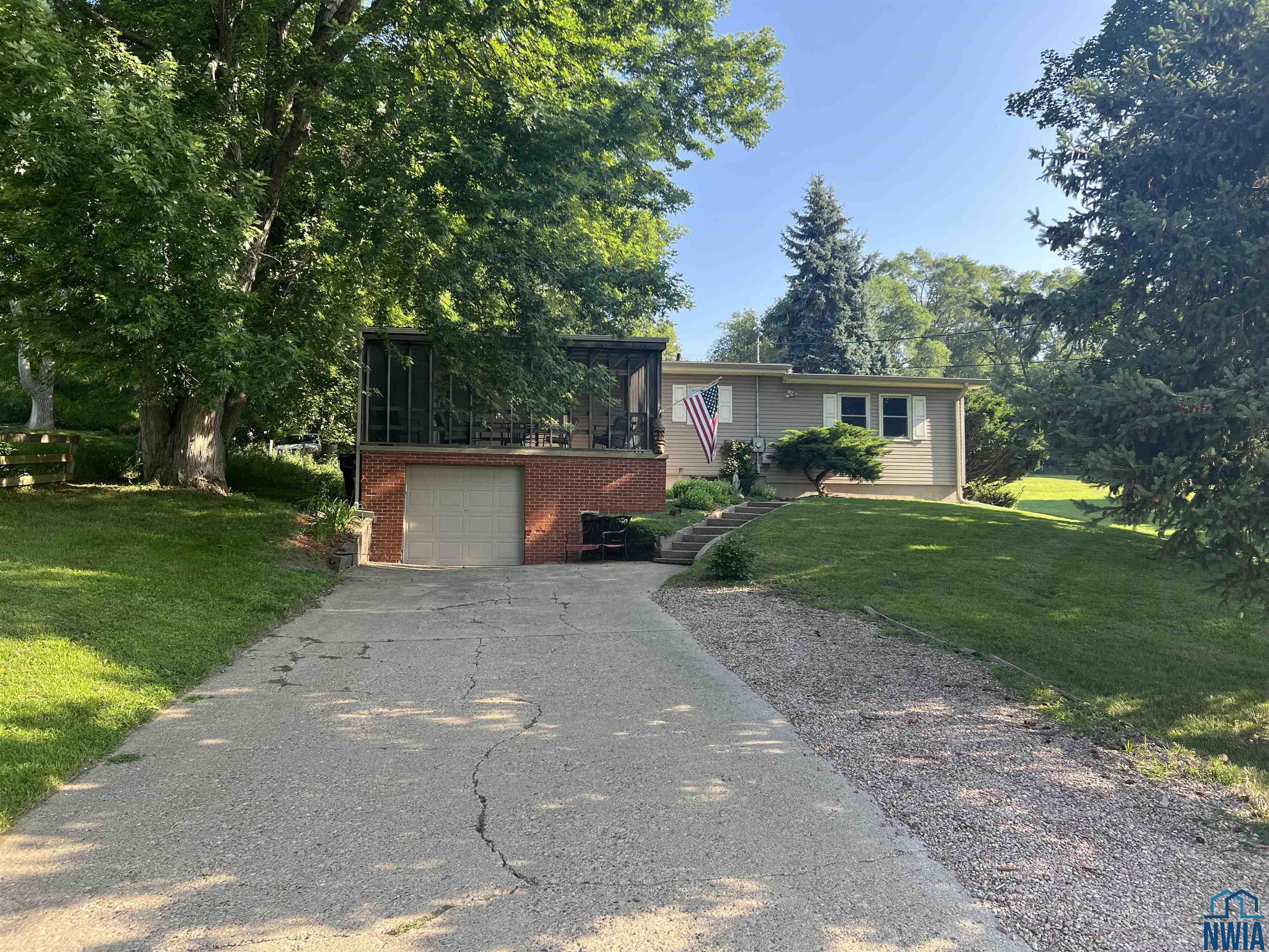 2707 Memorial Drive, Sioux City, Iowa 51103 