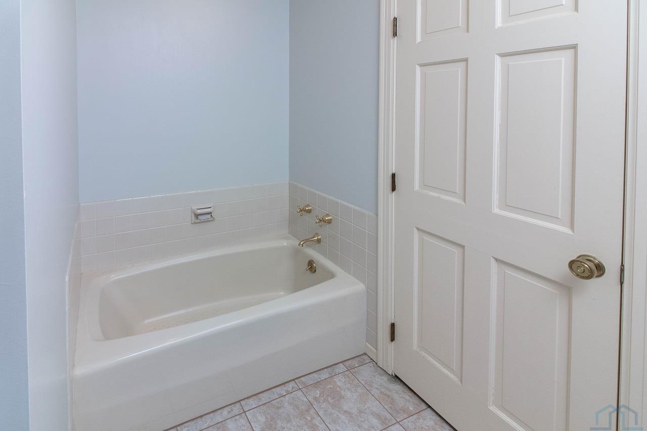 MLS# 821497